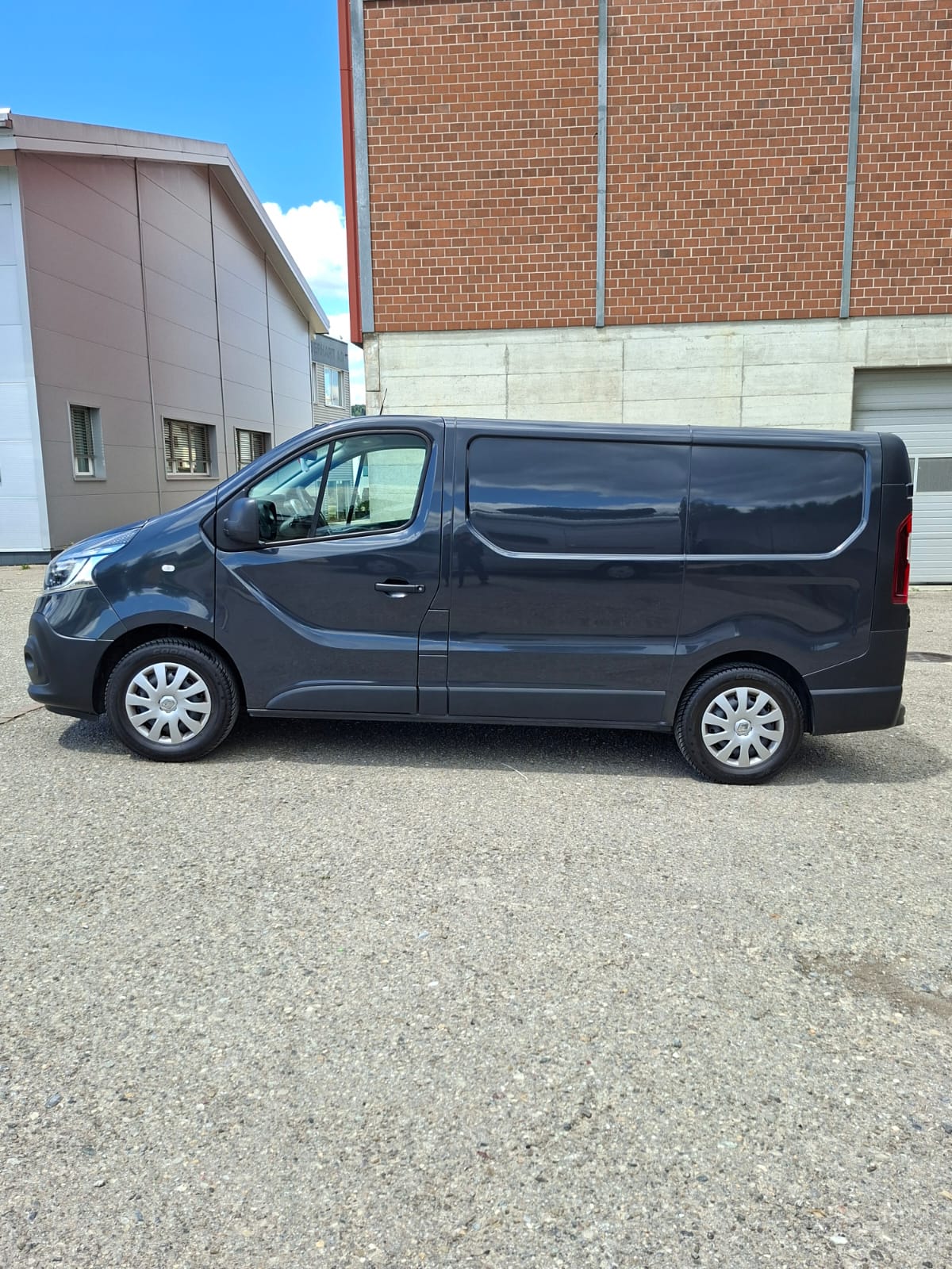 RENAULT dci 145-image-9