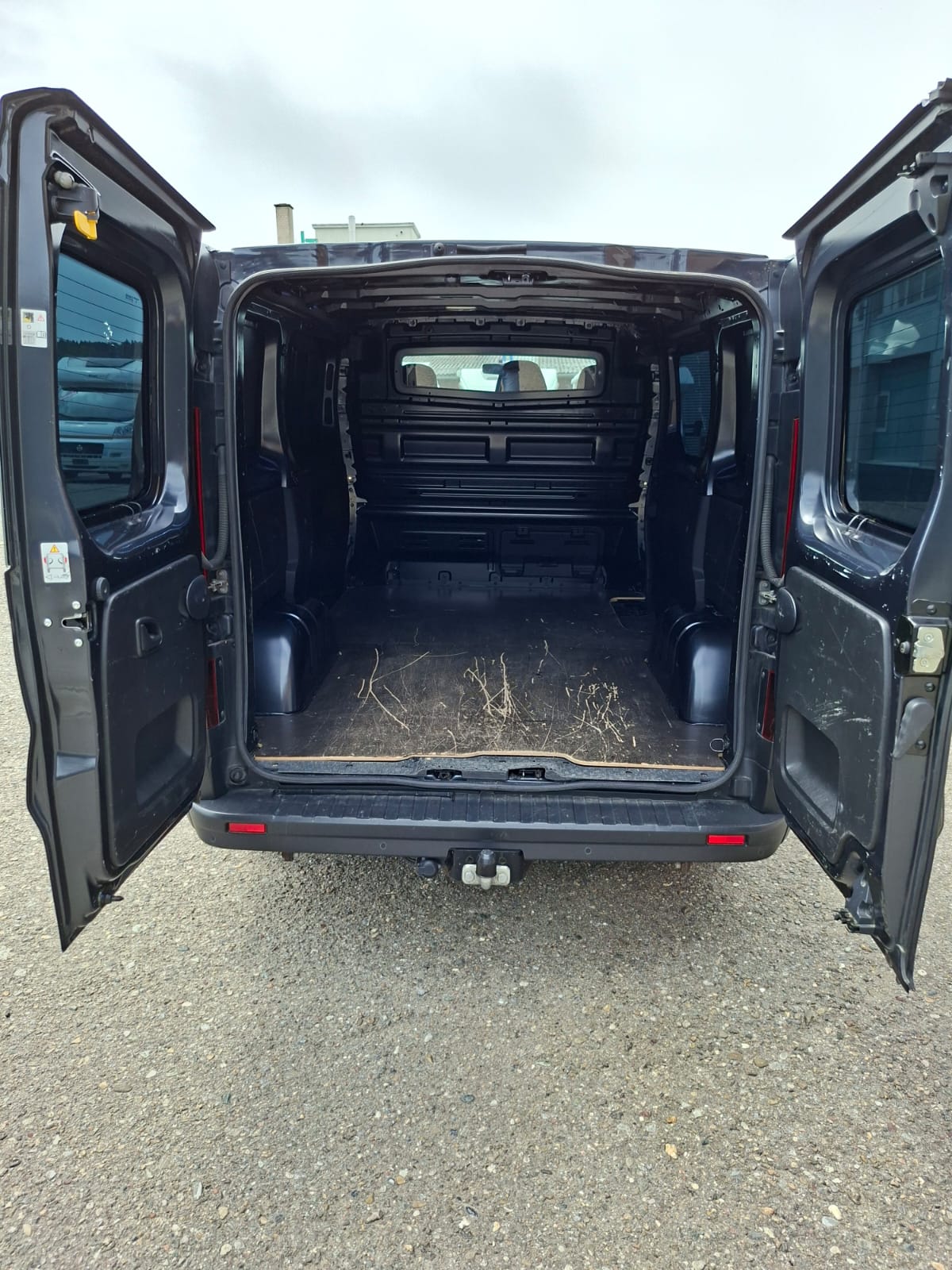 RENAULT dci 145-image-11