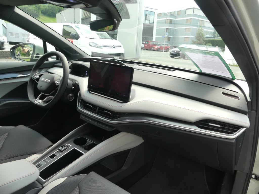 SKODA Elroq 85-image-8