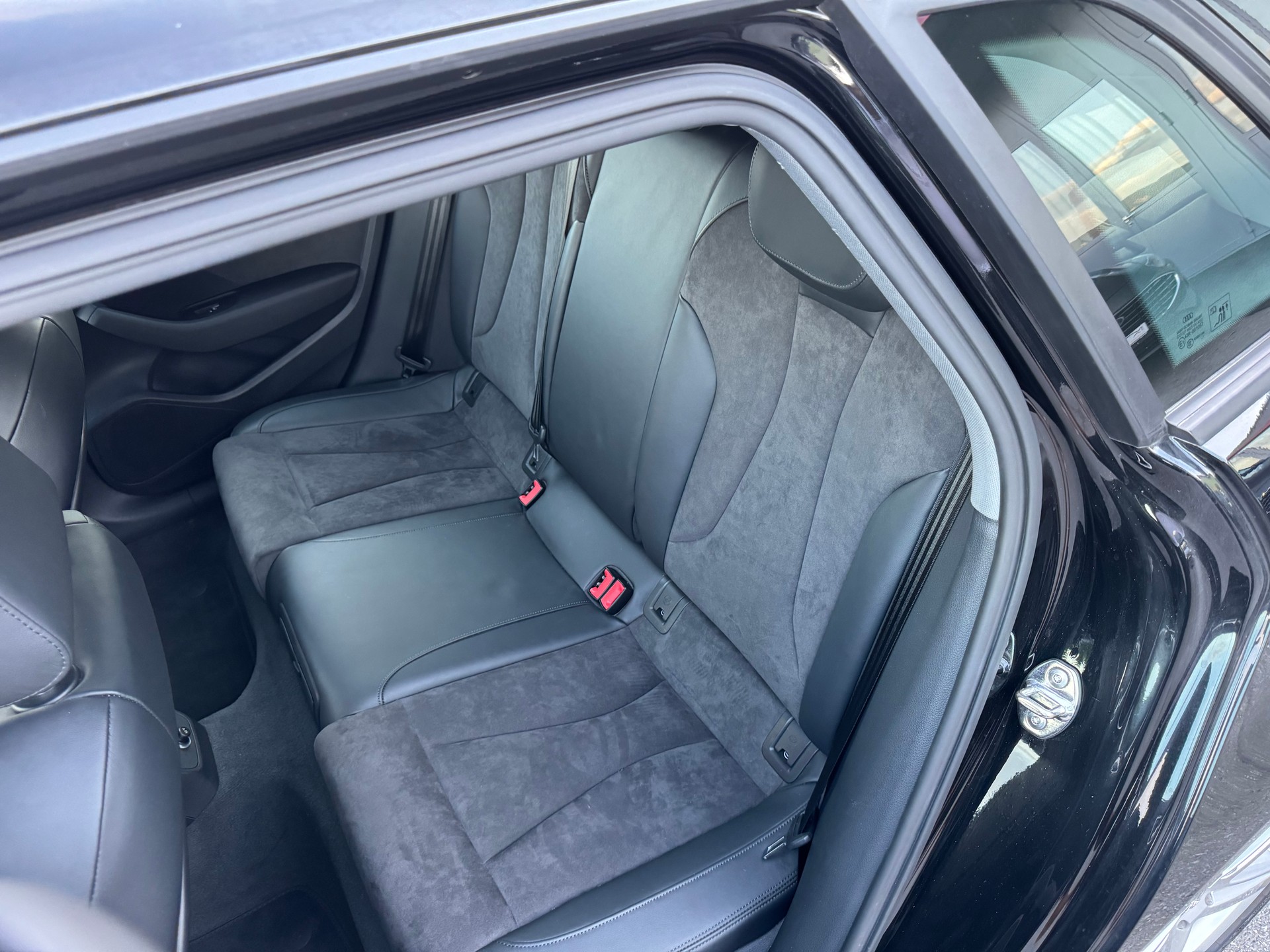 AUDI A3 Sportback 1.4 TFSI g-tron-image-12