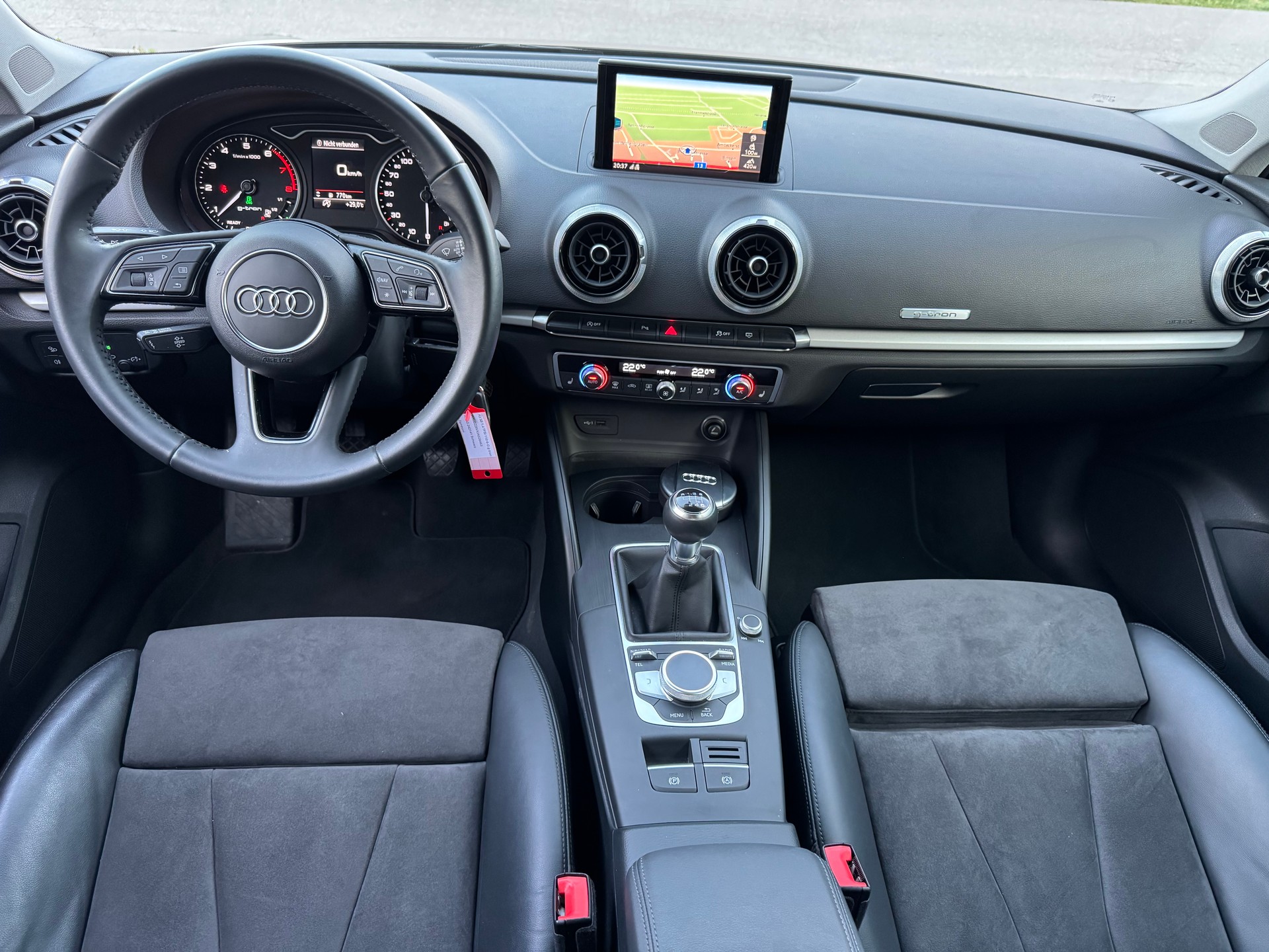 AUDI A3 Sportback 1.4 TFSI g-tron-image-14