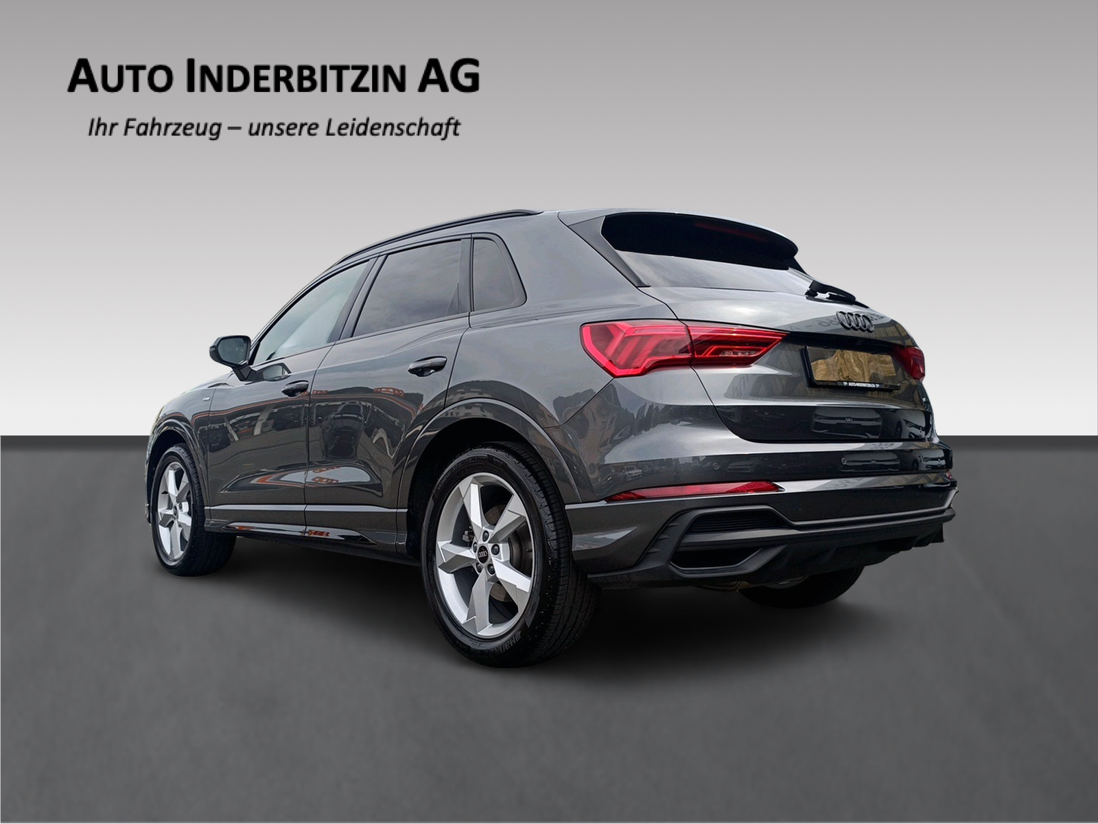 AUDI Q3 40 TDI S line quattro S-tronic-image-4