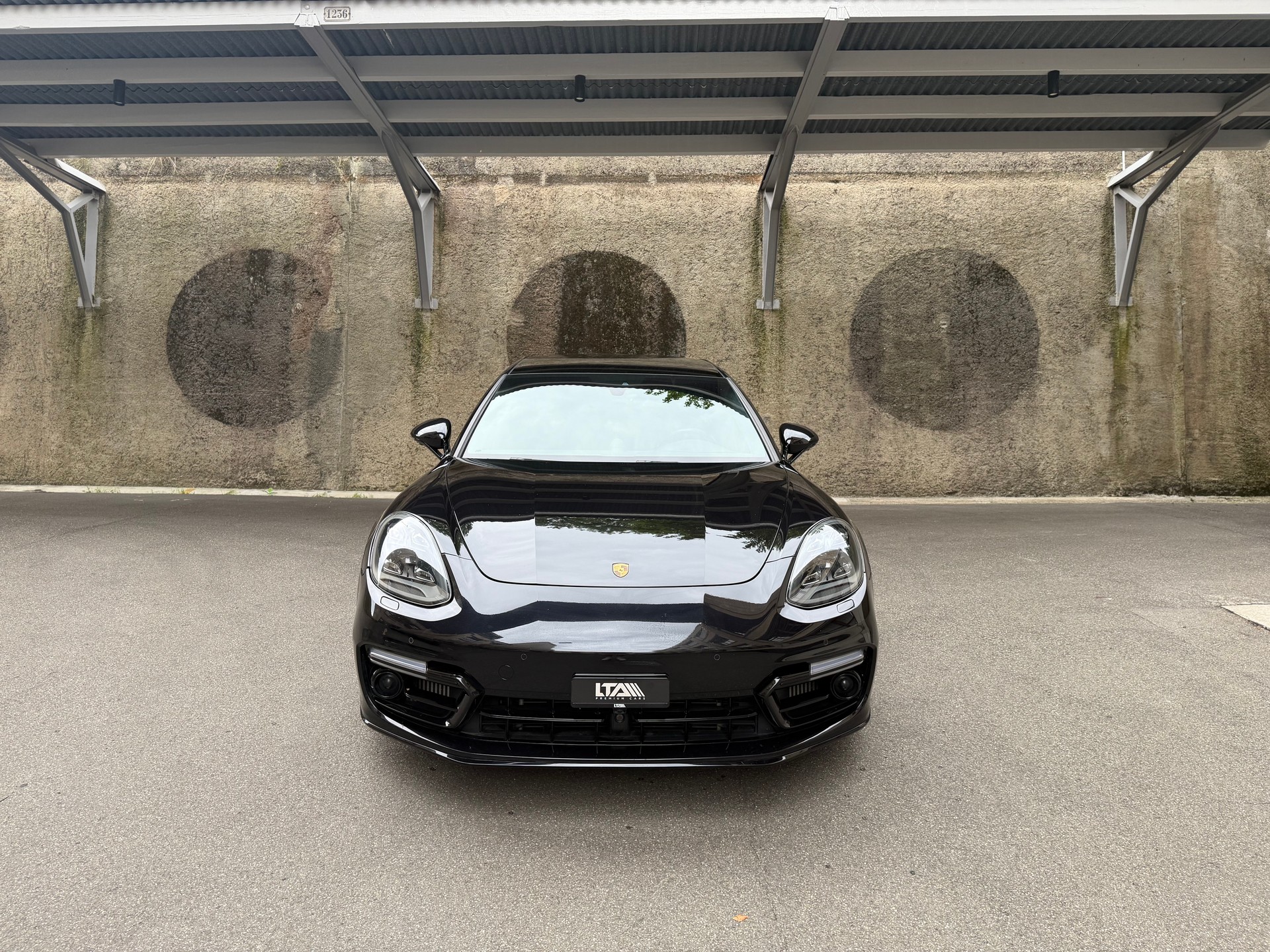 PORSCHE Panamera Turbo Sport Turismo PDK-image-1
