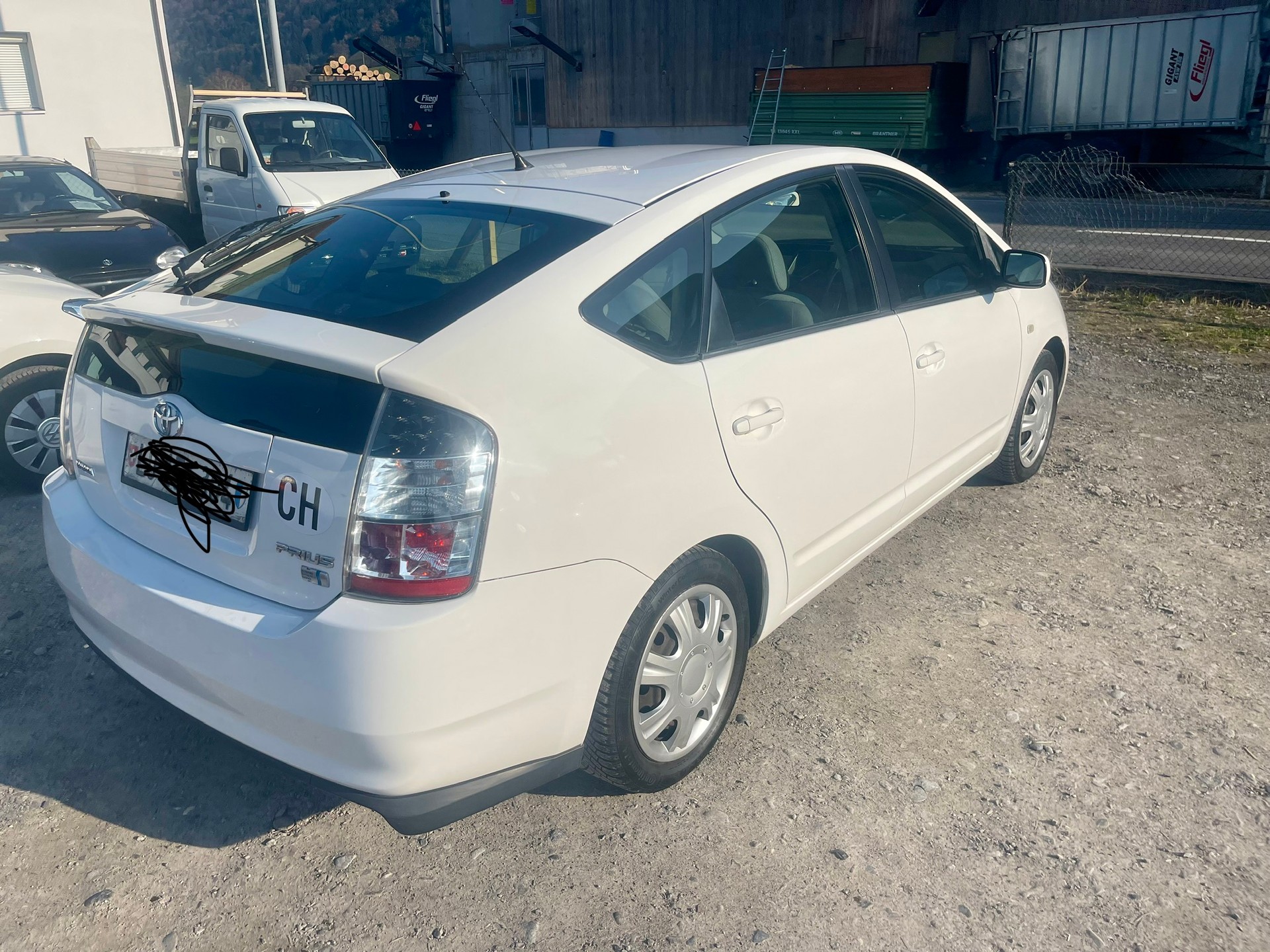 TOYOTA Prius 1.5 16V Hybrid-image-0