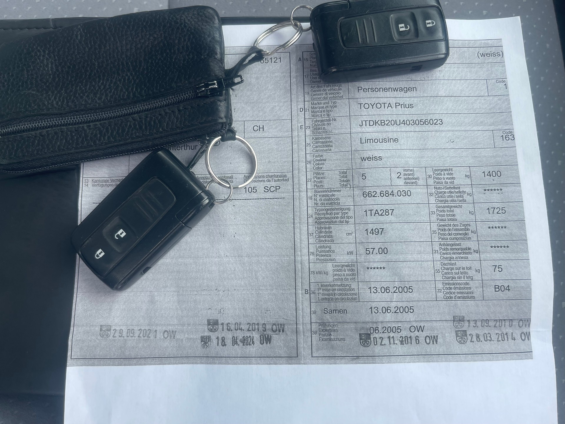 TOYOTA Prius 1.5 16V Hybrid-image-7