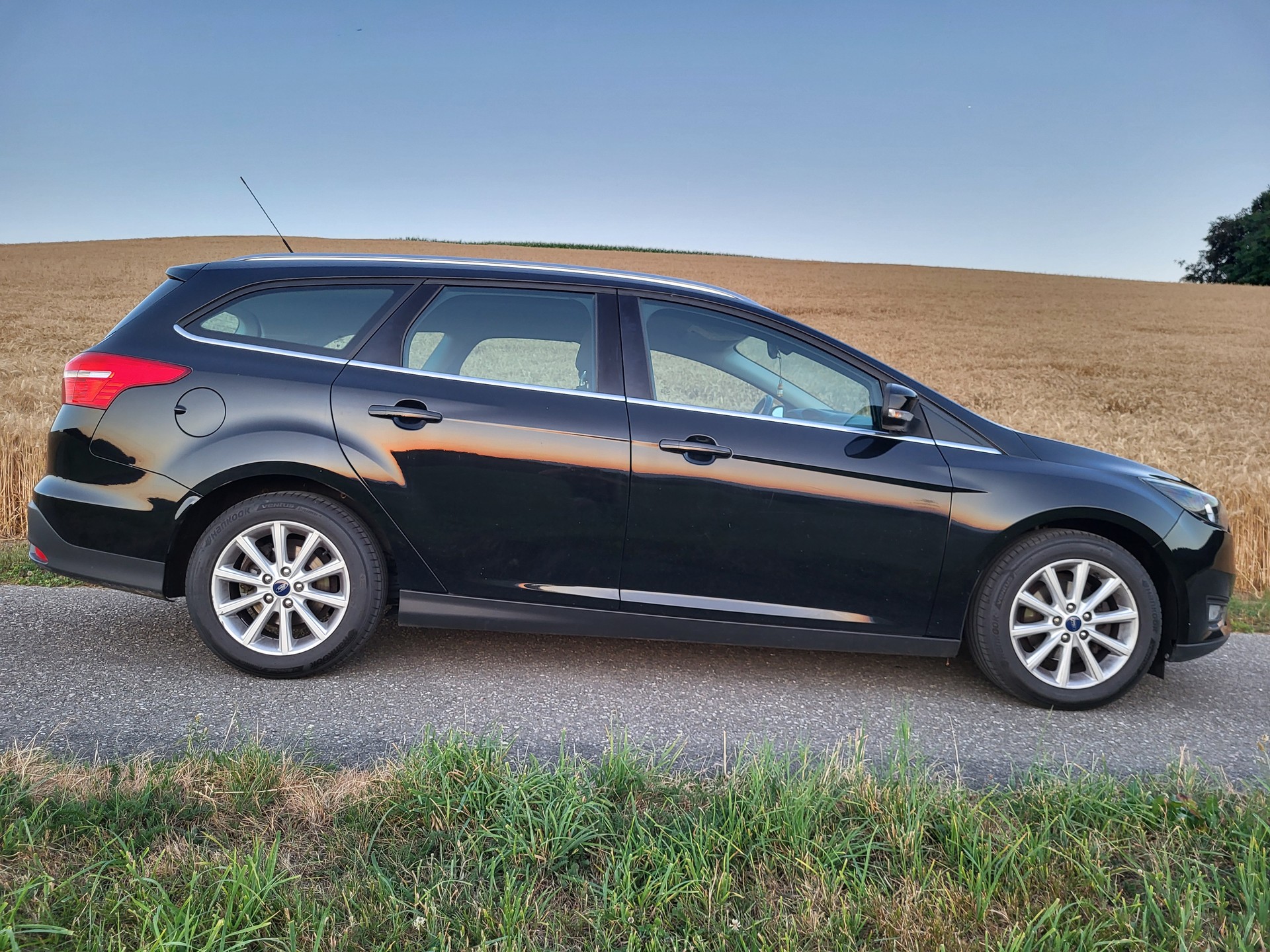 FORD 1.0i EcoB 125 Titanium-image-0