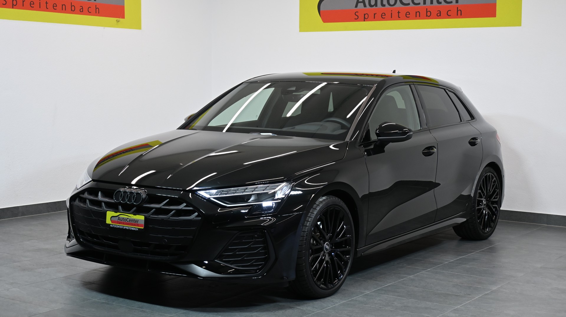AUDI A3 Sportback 35 TFSI S line Attraction S-tronic-image-1
