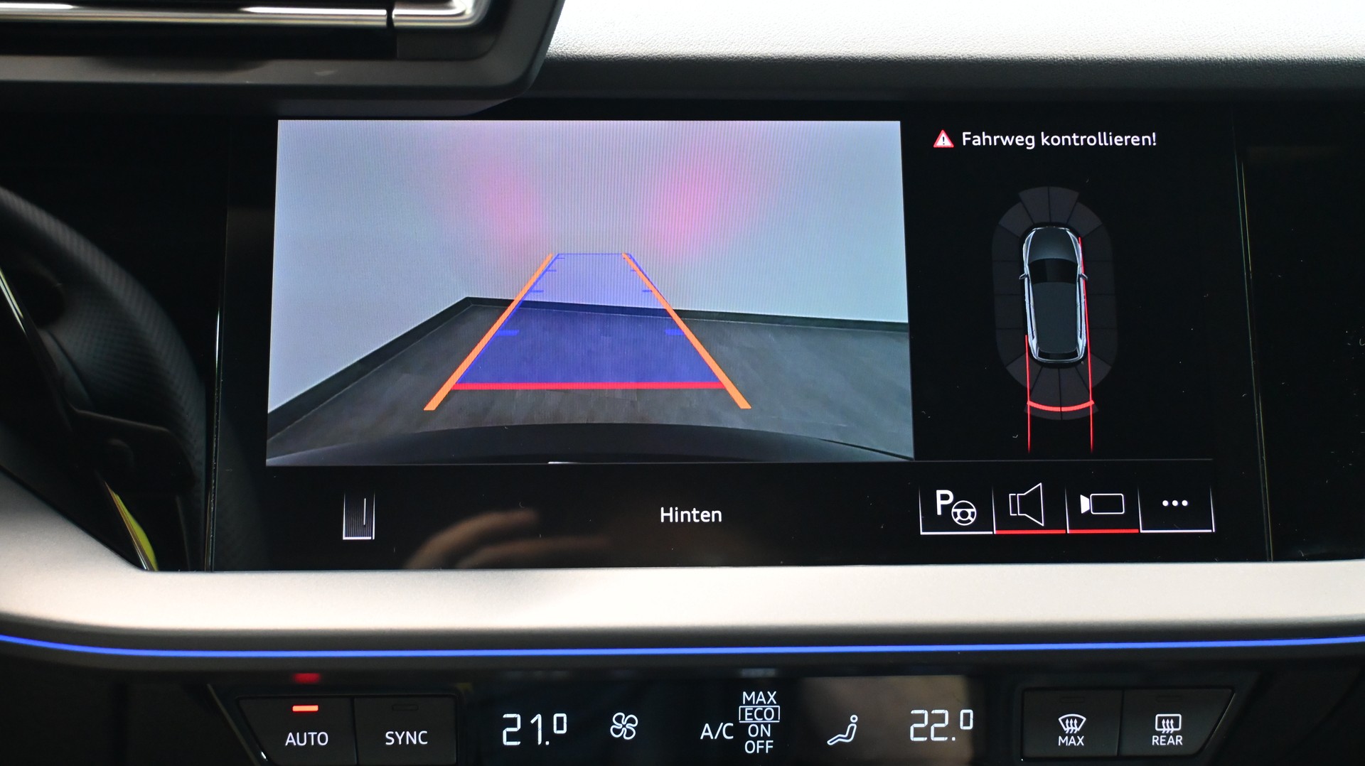 AUDI A3 Sportback 35 TFSI S line Attraction S-tronic-image-13