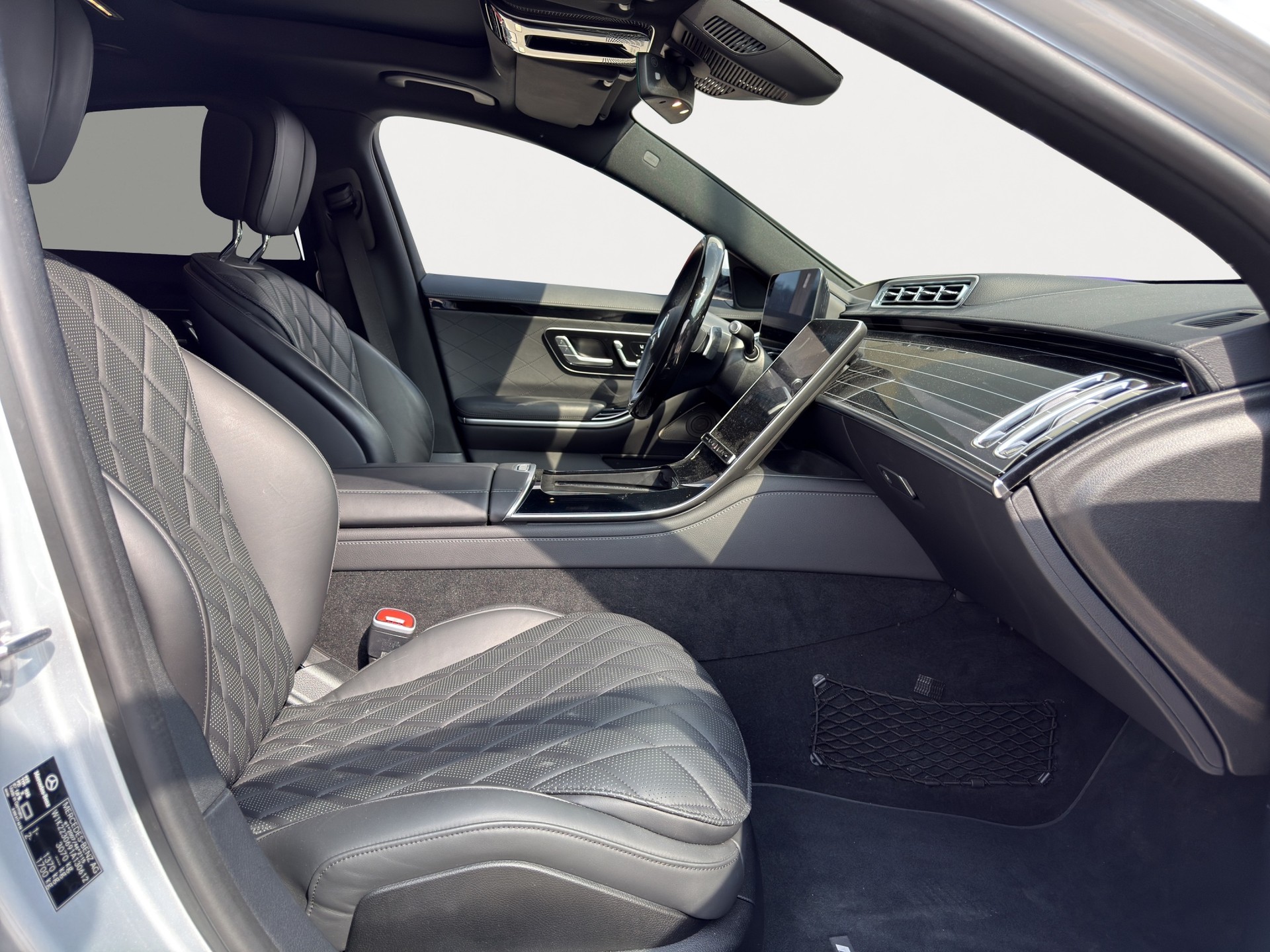 MERCEDES-BENZ S 580 e 9G-Tronic-image-12