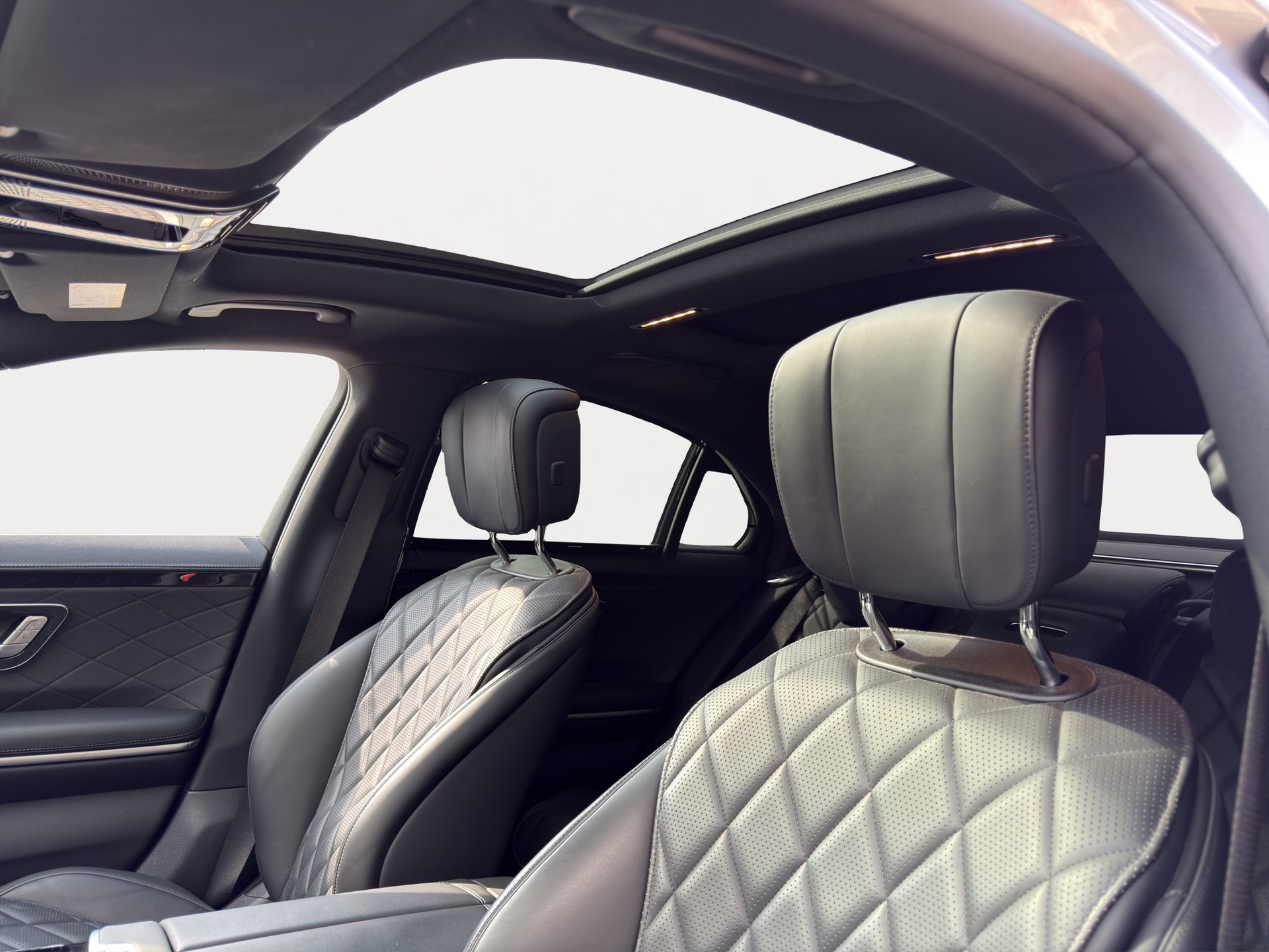 MERCEDES-BENZ S 580 e 9G-Tronic-image-14