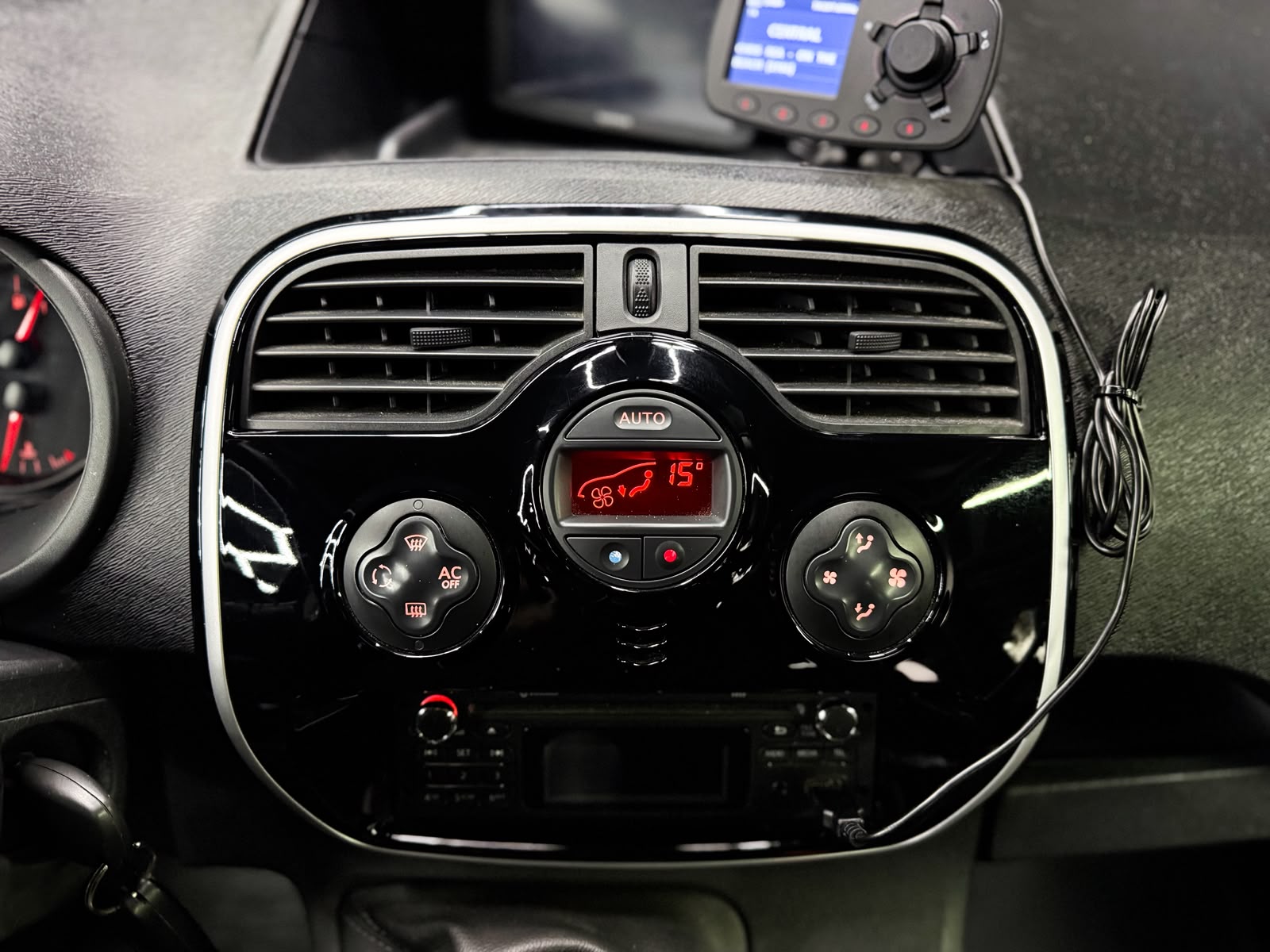 RENAULT Grand Kangoo 1.5 dCi Dynamique-image-14