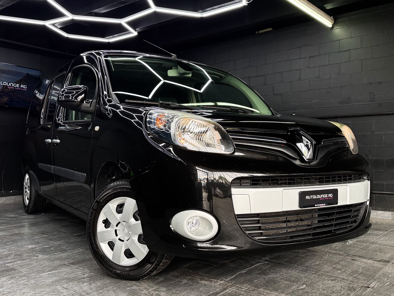 RENAULT Grand Kangoo 1.5 dCi Dynamique-image-0