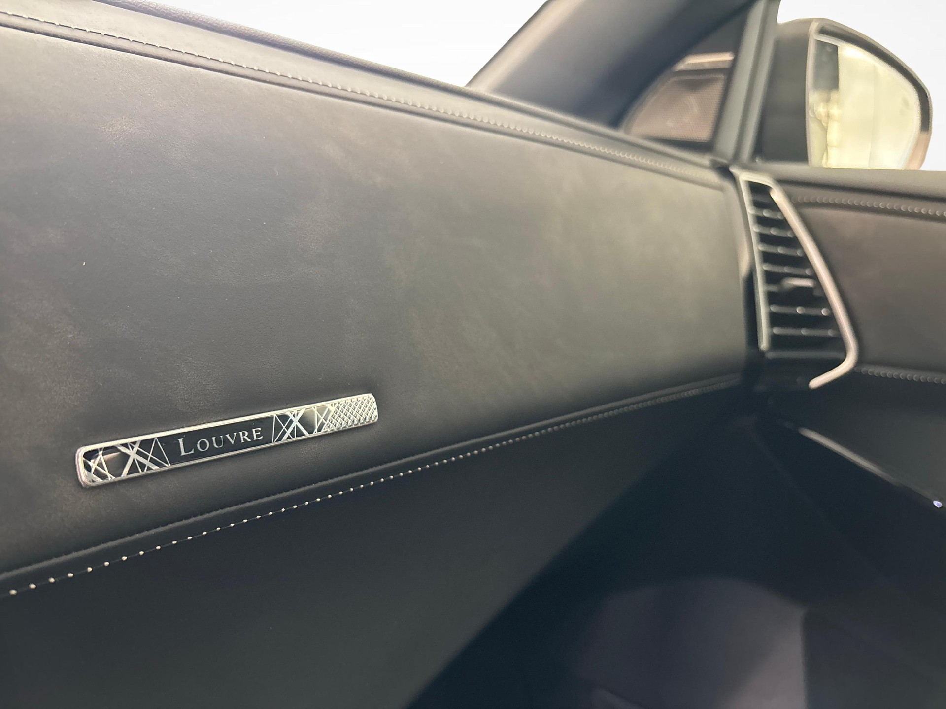 DS AUTOMOBILES 7 Crossback 1.6 E-Tense Louvre 4x4-image-16