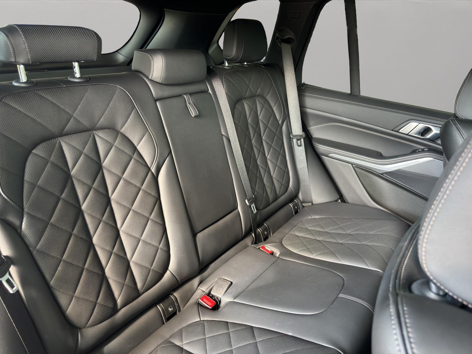 BMW X5 45e xDrive SAG-image-12