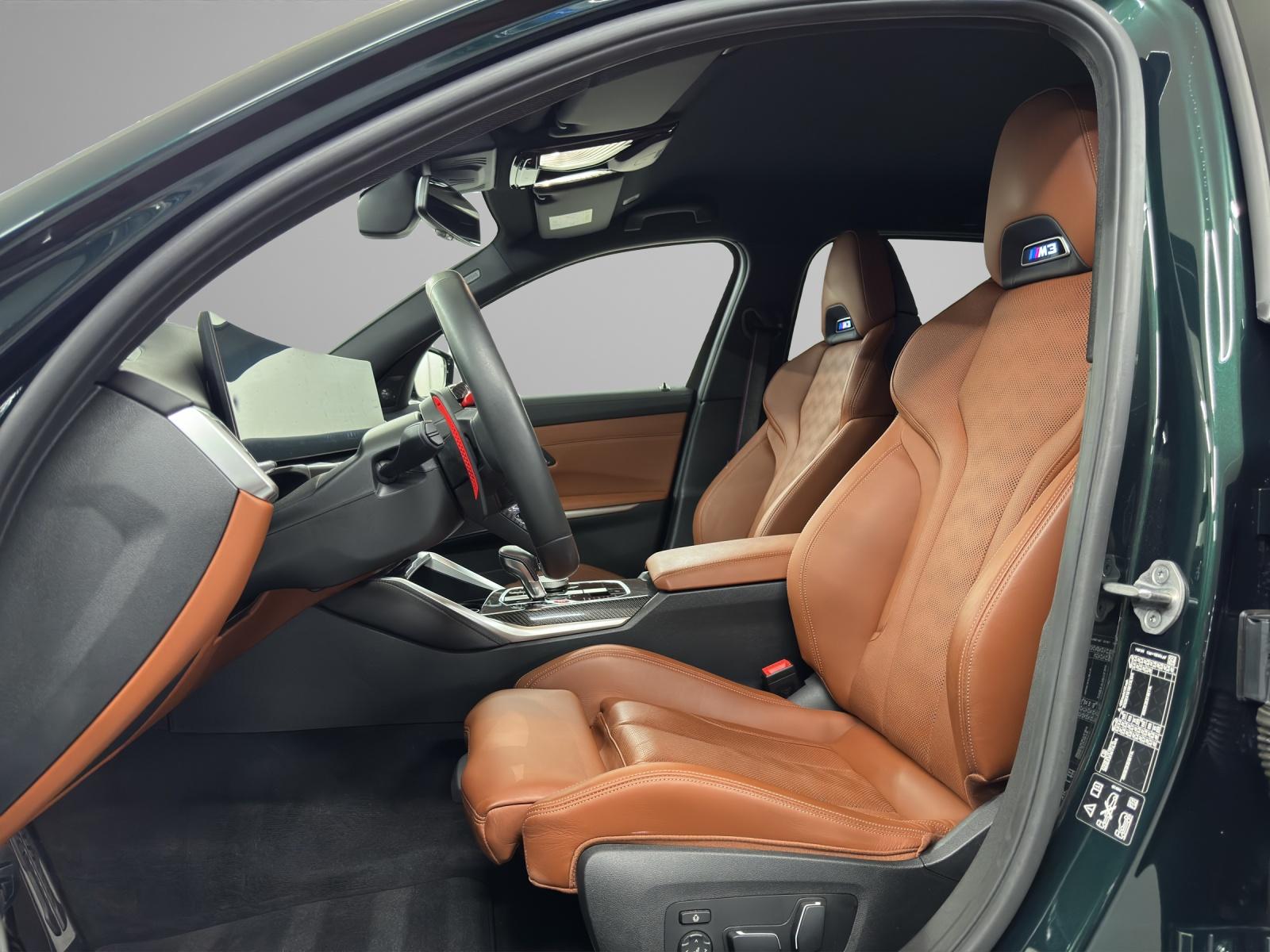 BMW M3 Competition xDrive Touring-image-10