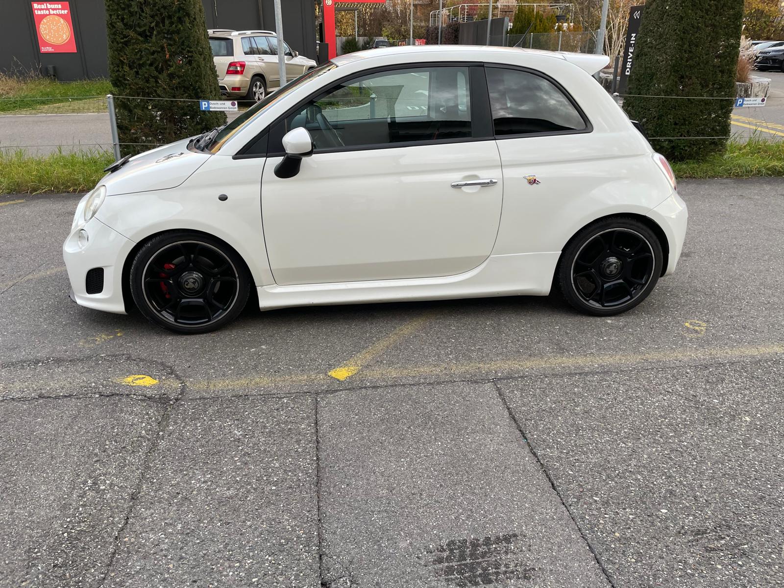FIAT 500 1.4 16V Turbo Abarth-image-1