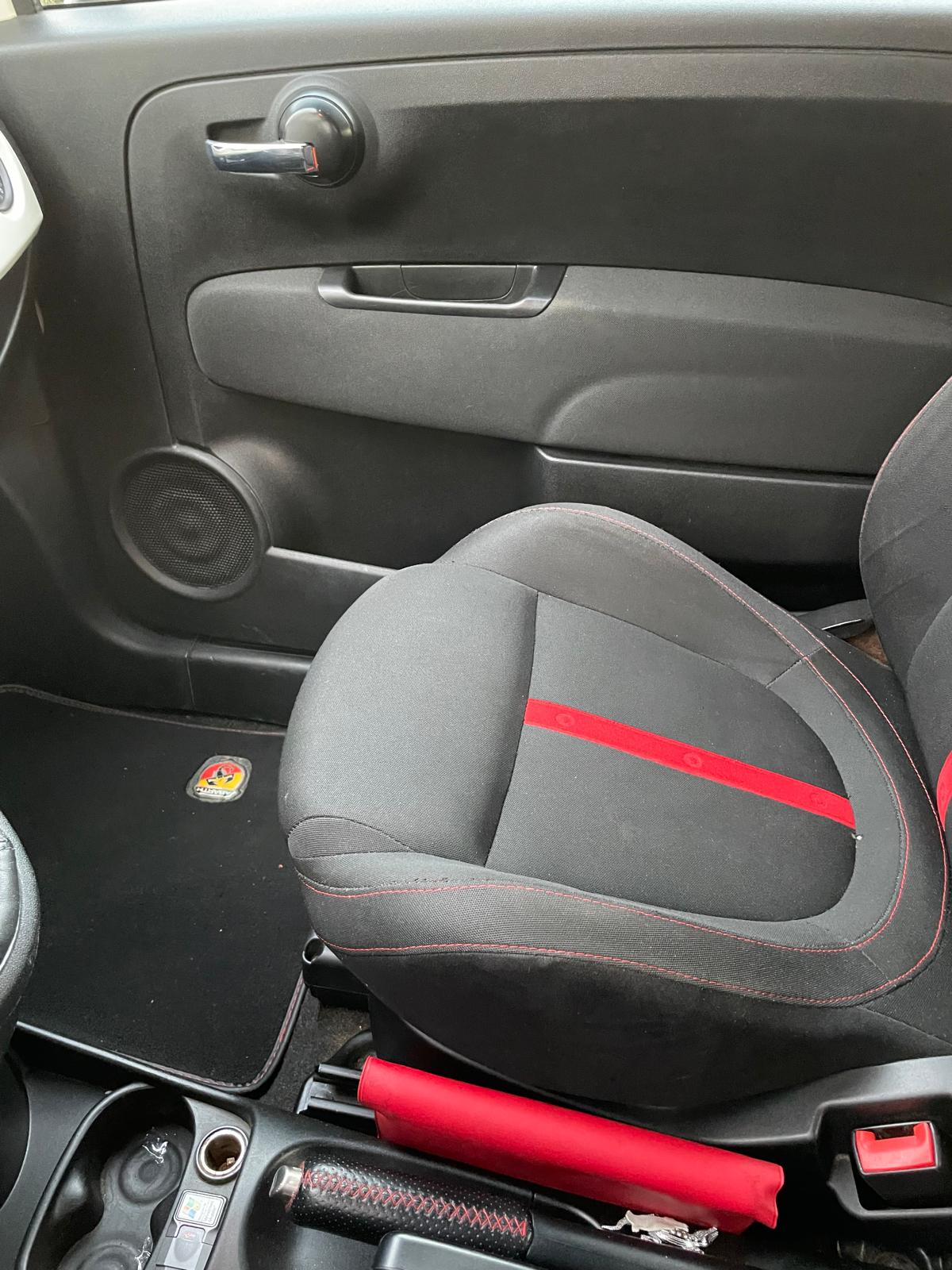 FIAT 500 1.4 16V Turbo Abarth-image-6