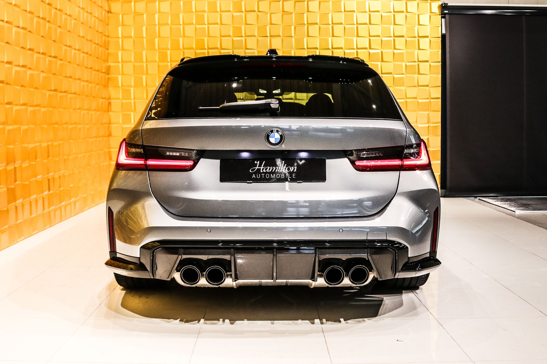 BMW M3 Touring xDrive Competition M-image-5
