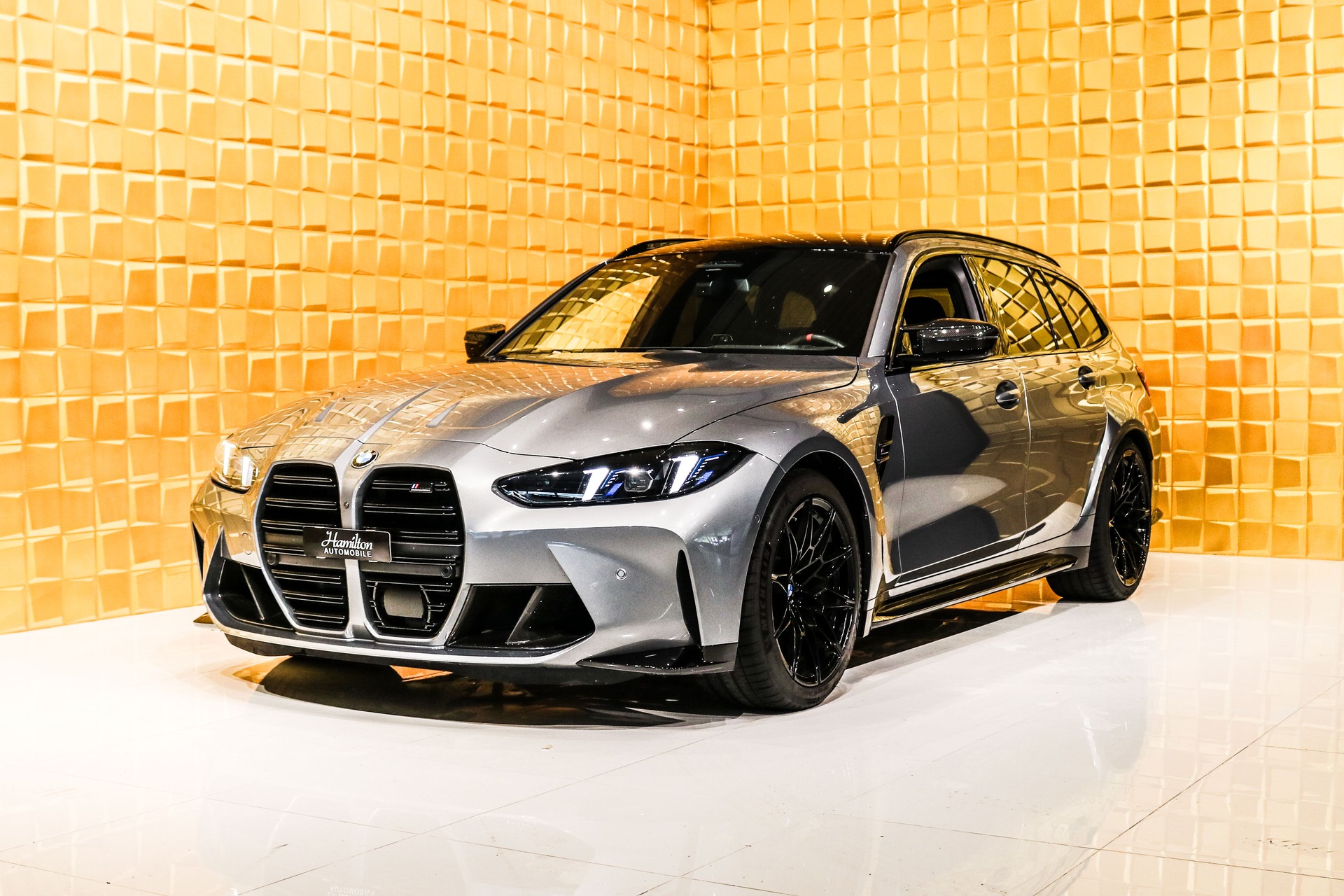 BMW M3 Touring xDrive Competition M-image-3