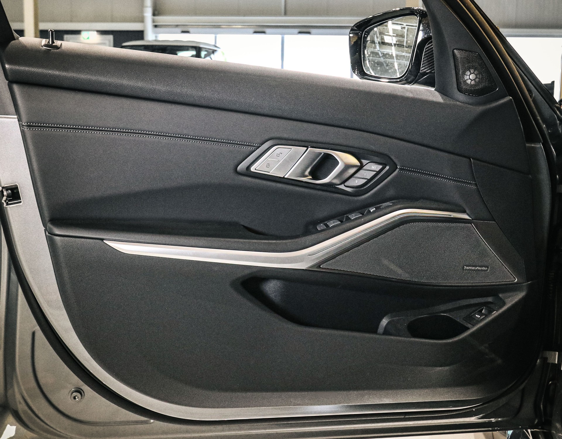 BMW M3 Touring xDrive Competition M-image-20