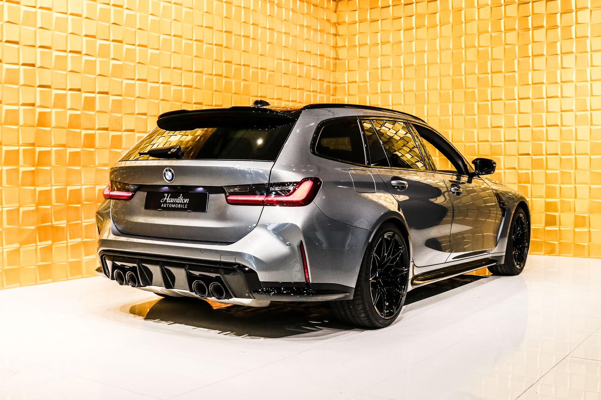BMW M3 Touring xDrive Competition M-image-6