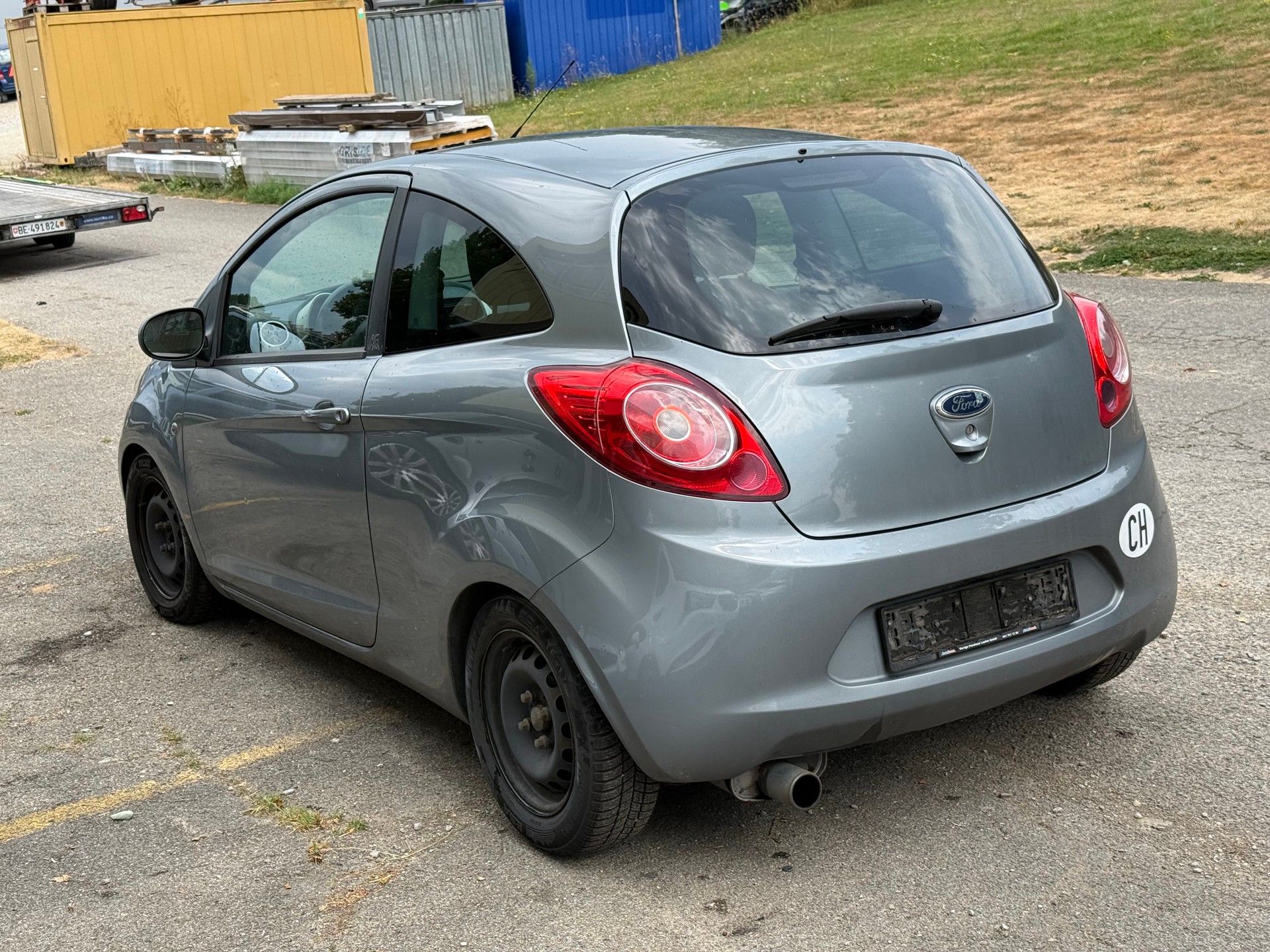FORD KA 1.25 Titanium-image-4