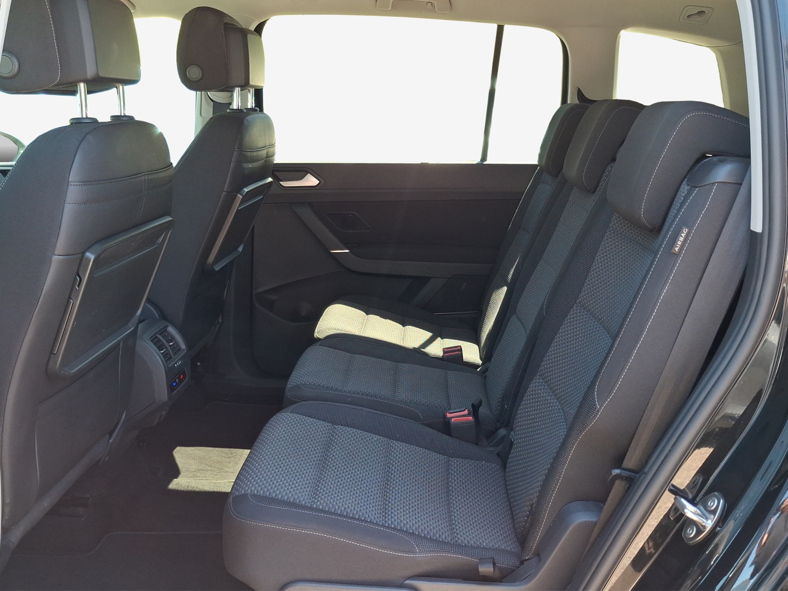 VW Touran 1.5 TSI EVO Comfortline DSG-image-11