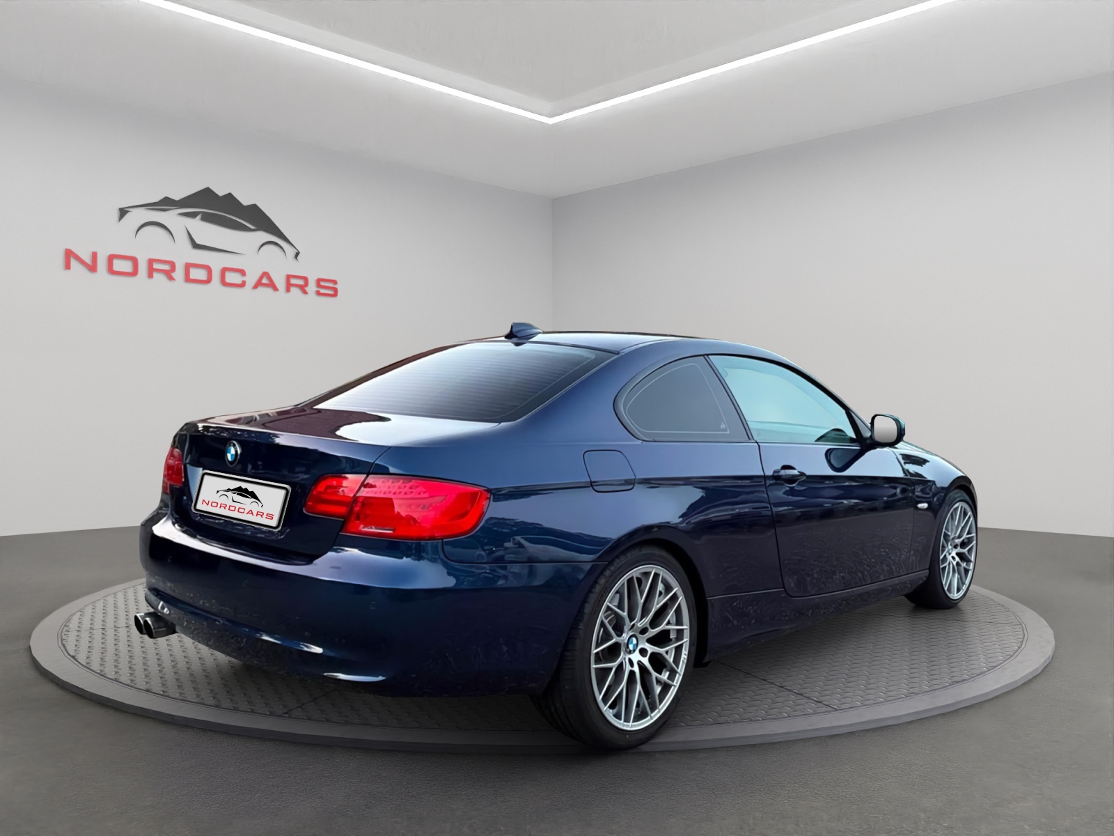 BMW 320i Coupé Steptronic-image-4