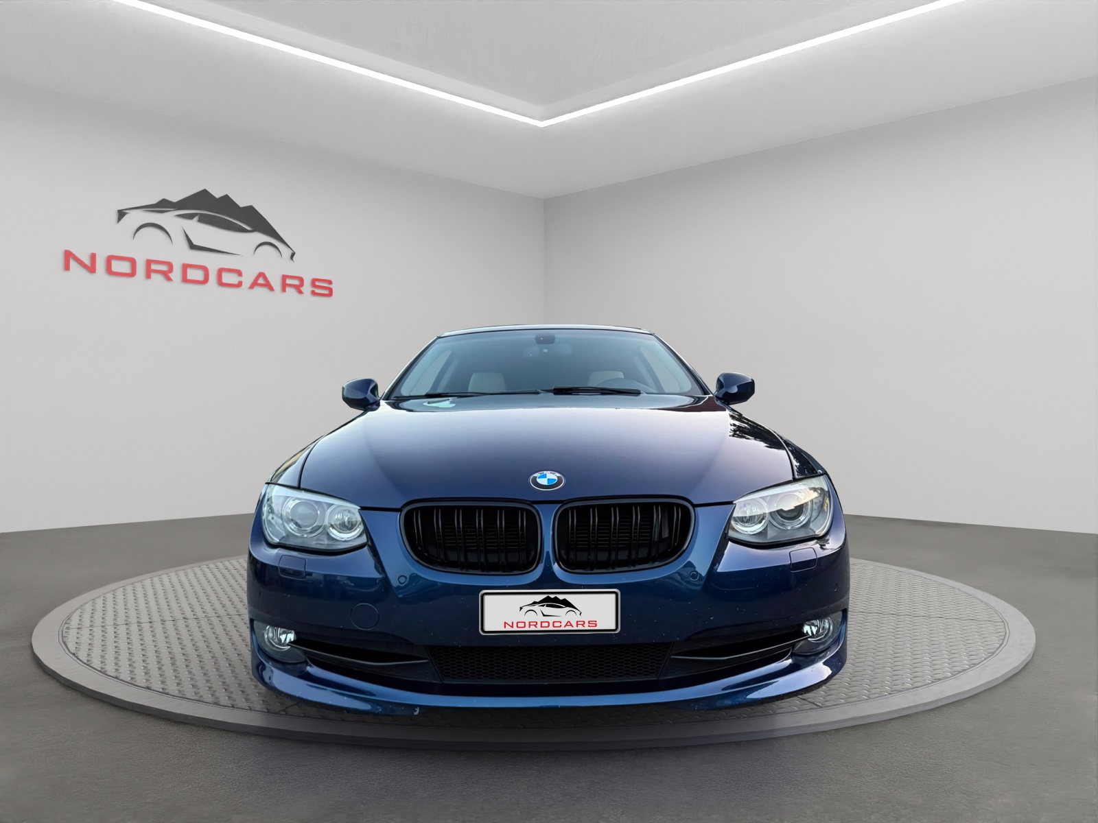 BMW 320i Coupé Steptronic-image-7