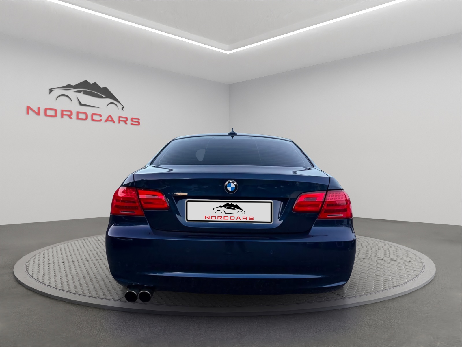 BMW 320i Coupé Steptronic-image-3