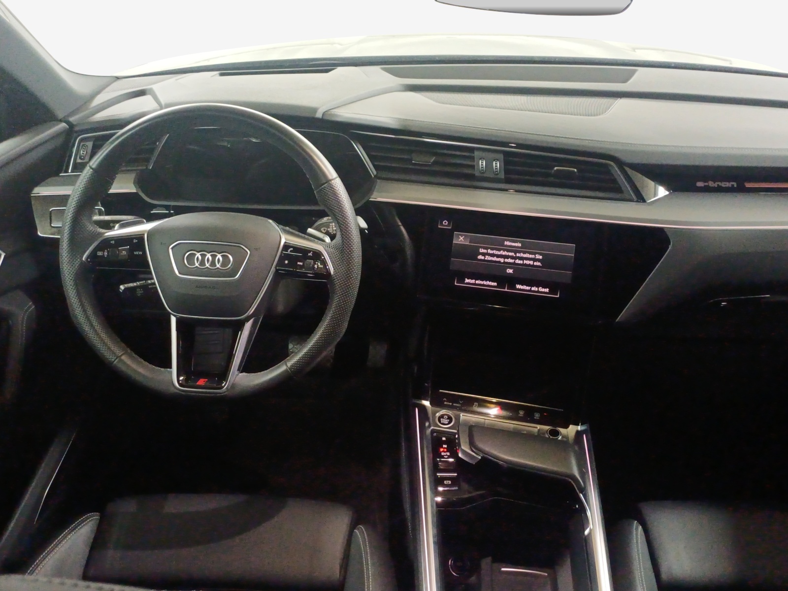 AUDI e-tron 55 Sportback S Line quattro-image-9