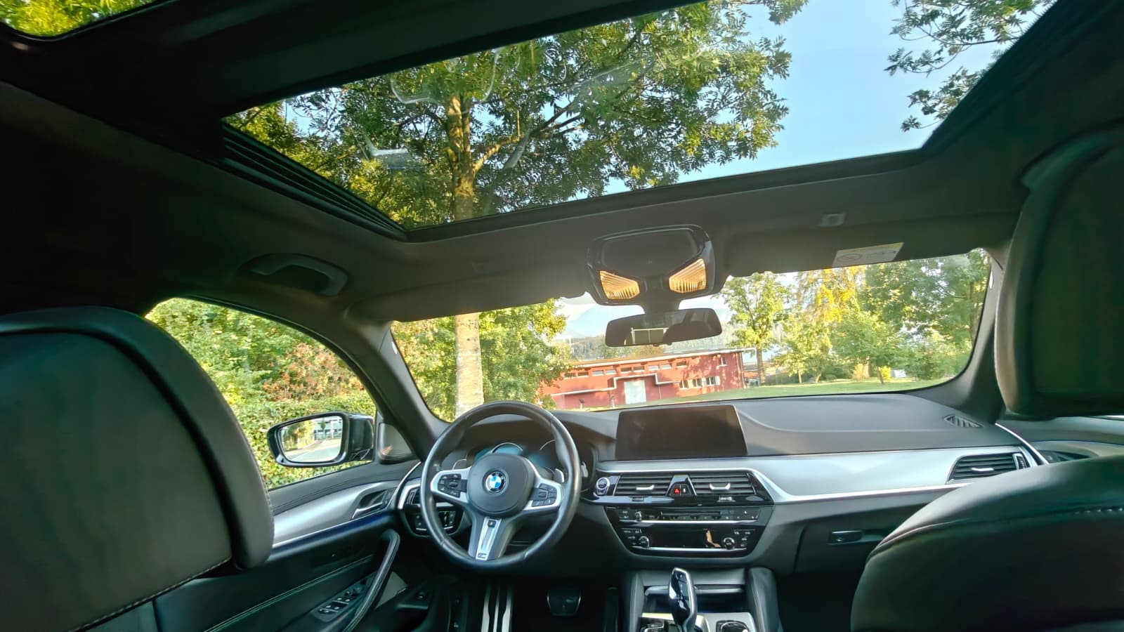 BMW 540i xDrive SAG-image-5