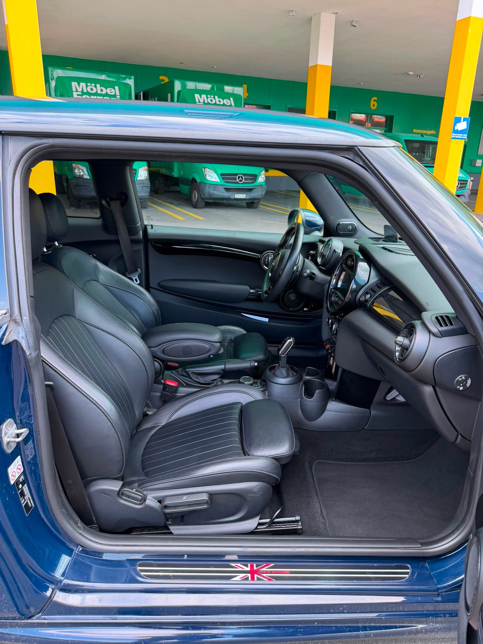 MINI Cooper King's Cross Steptronic DKG-image-9
