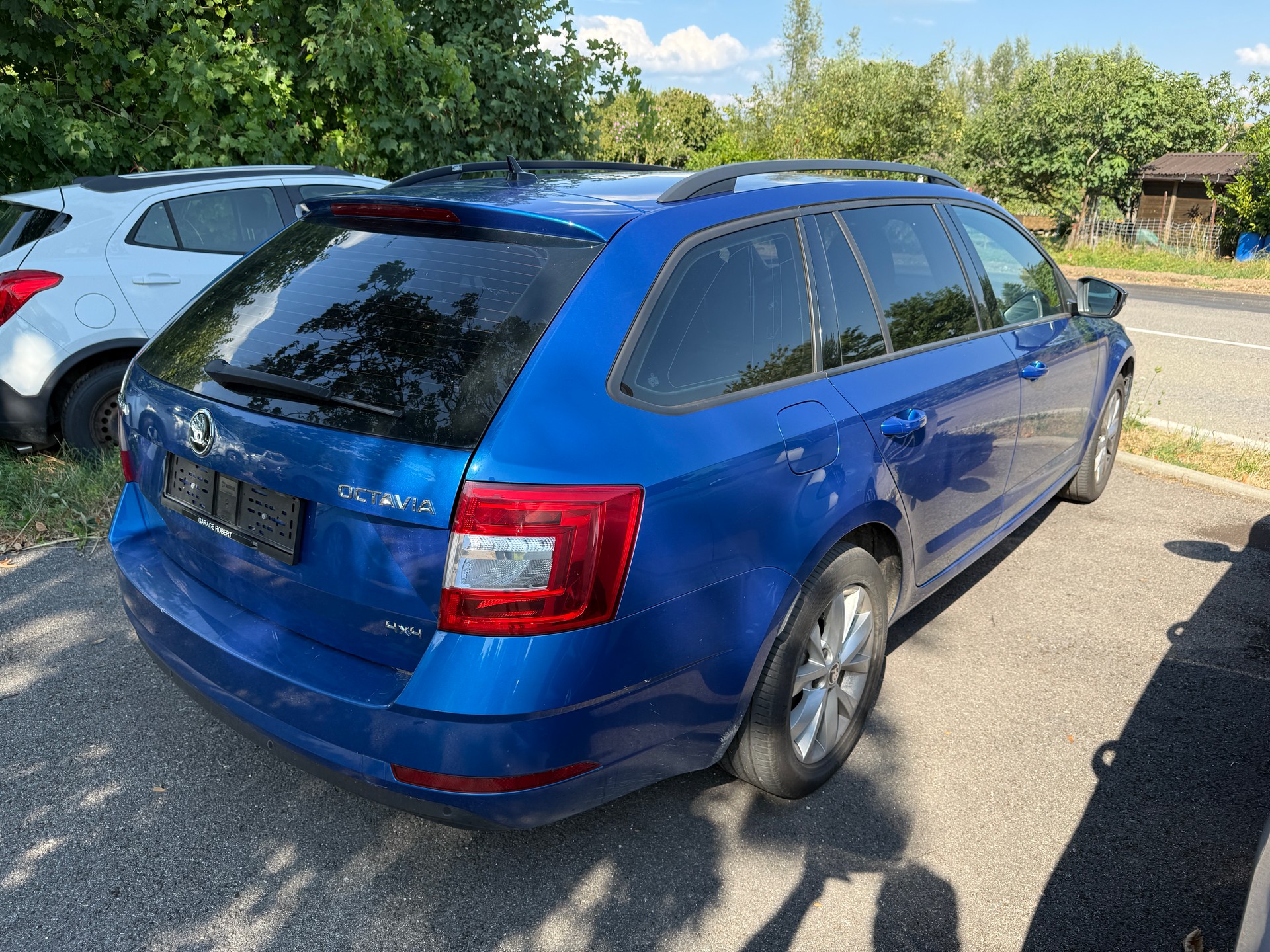 SKODA Octavia Combi 2.0 TSI Style 4x4 DSG-image-3