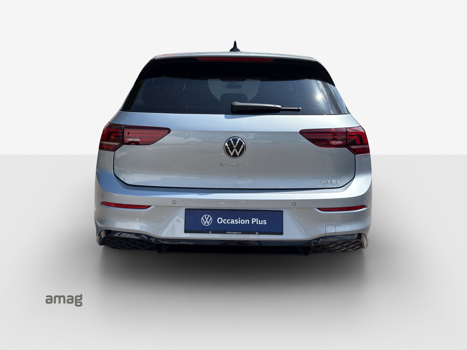 VW Golf 1.5 e TSI mHEV R-Line DSG-image-3