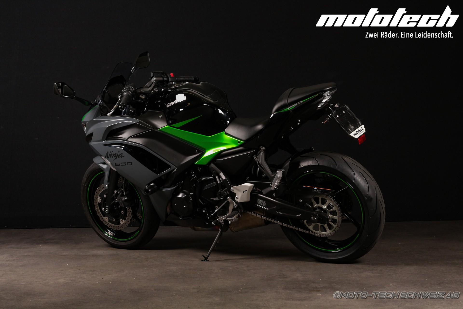 KAWASAKI Ninja 650 (35kW)-showroom-element-3
