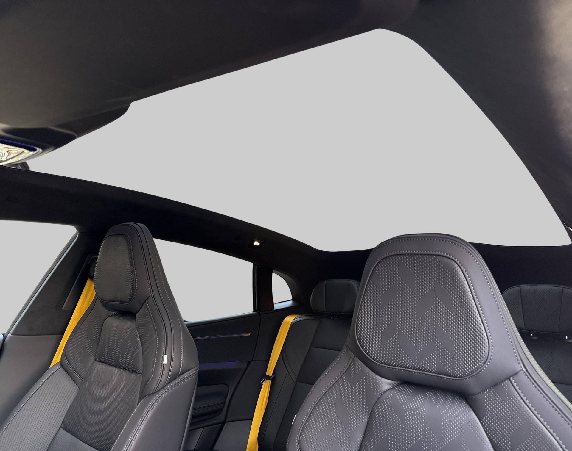 POLESTAR 4 Long Range Dual Motor-image-16