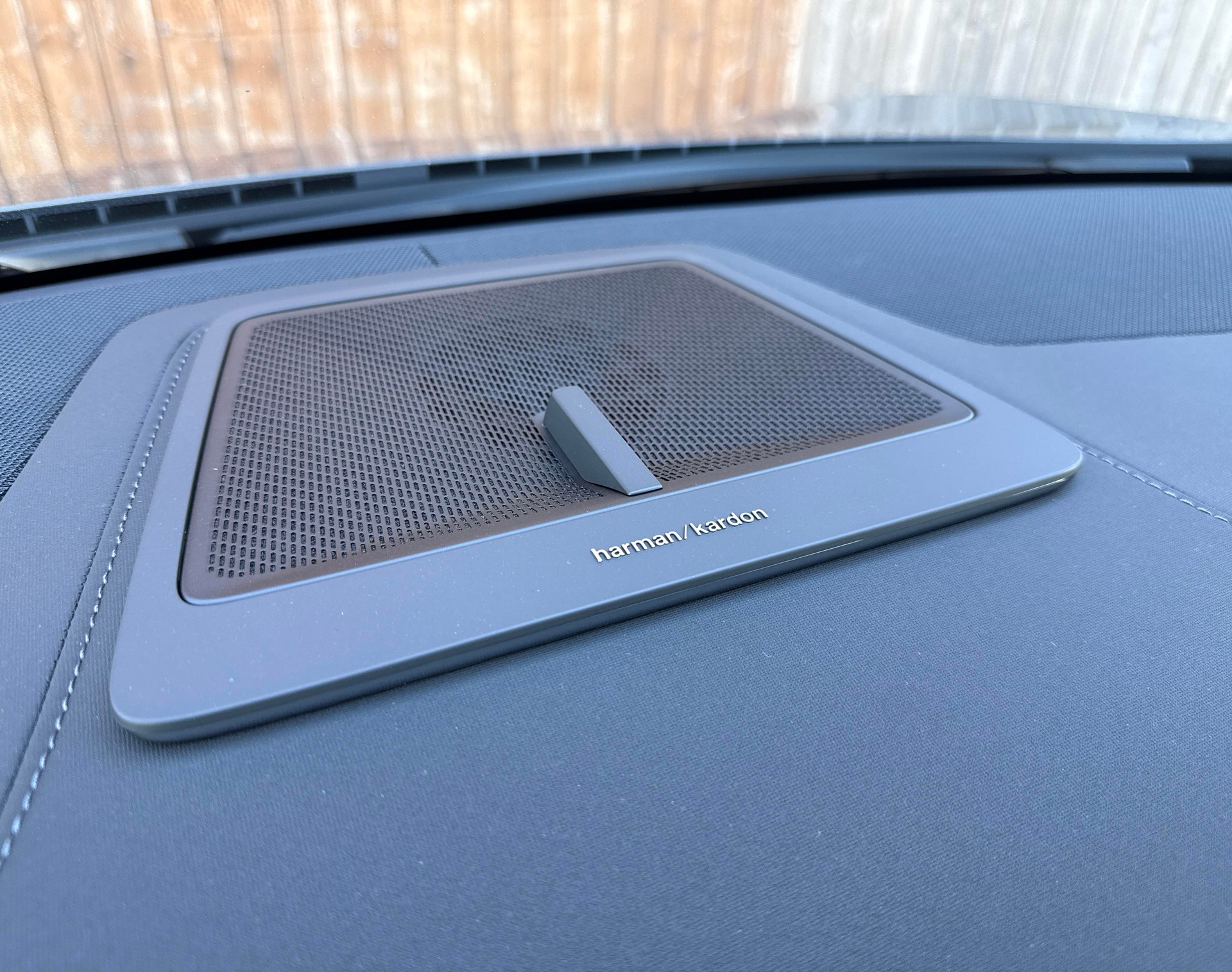 POLESTAR 4 Long Range Dual Motor-image-15