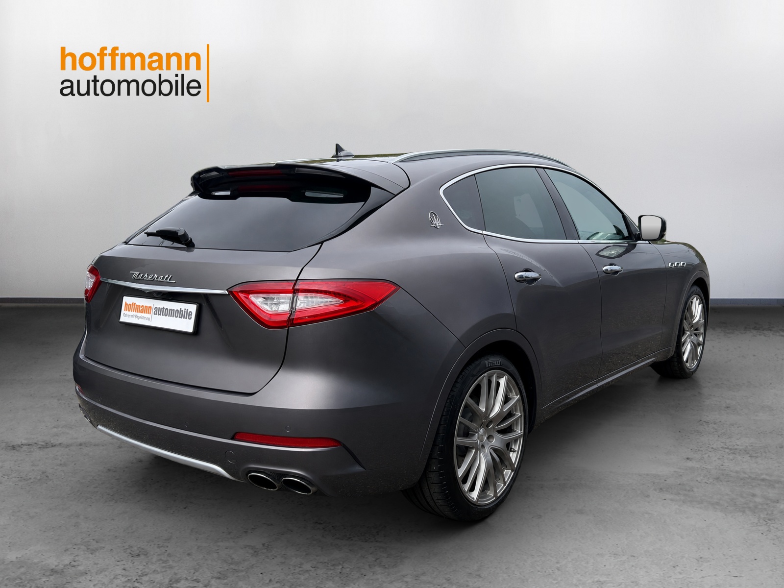 MASERATI Levante S 3.0 V6 Automatica-image-3