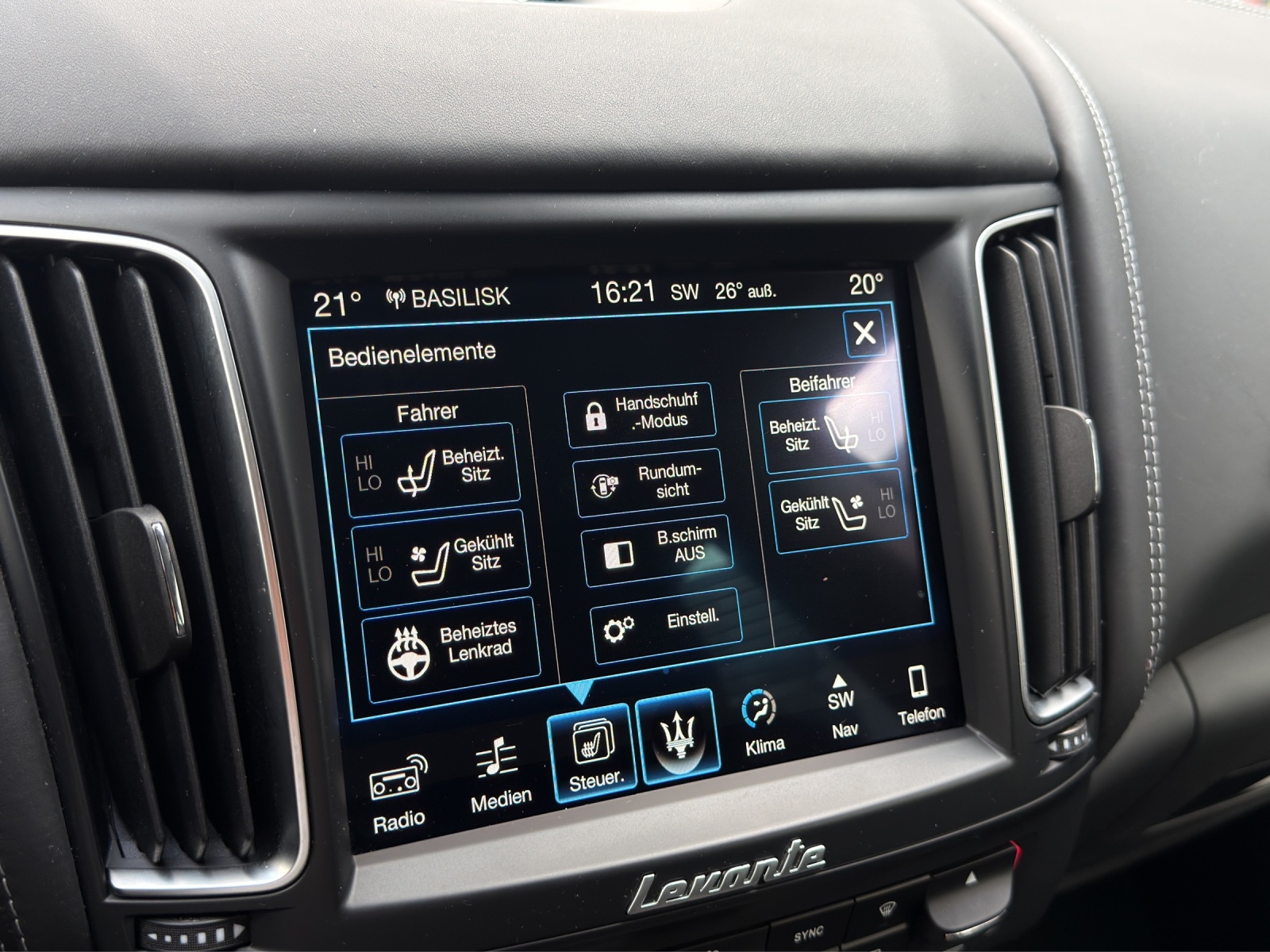 MASERATI Levante S 3.0 V6 Automatica-image-16