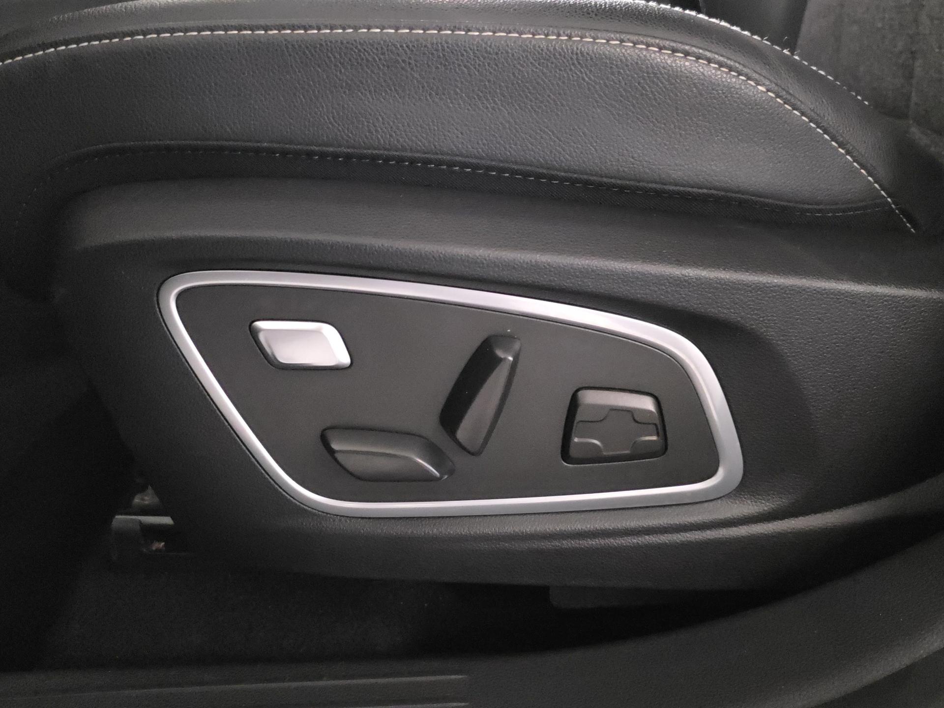 RENAULT Espace 1.2 E-Tech 200 Techno 7-Sitze-image-22