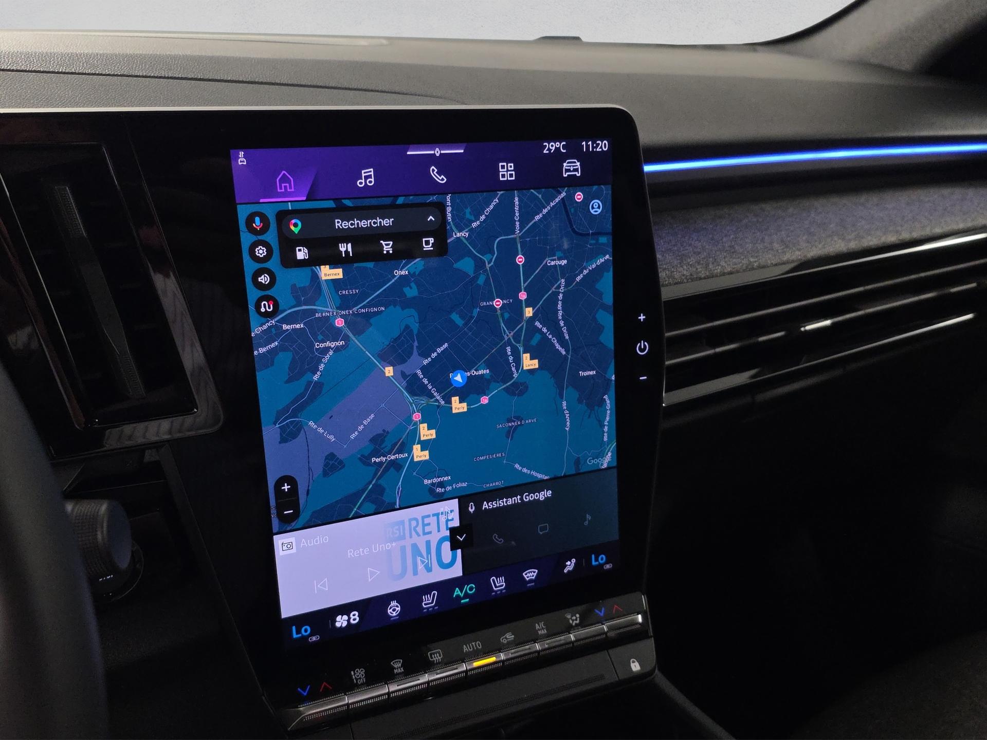 RENAULT Espace 1.2 E-Tech 200 Techno 7-Sitze-image-11