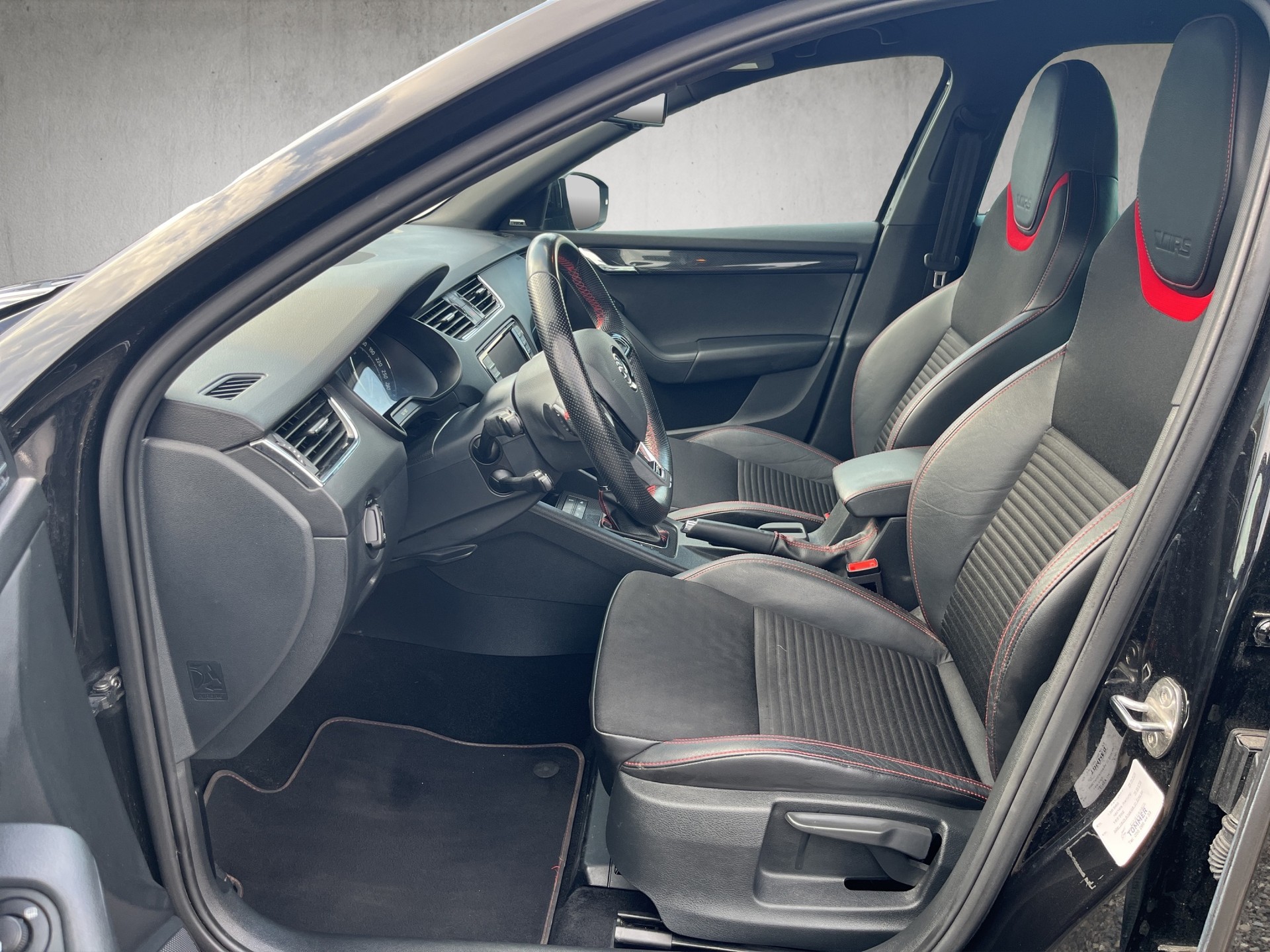 SKODA Octavia Combi 2.0 TDI RS DSG, ABT 210 PS !-image-9