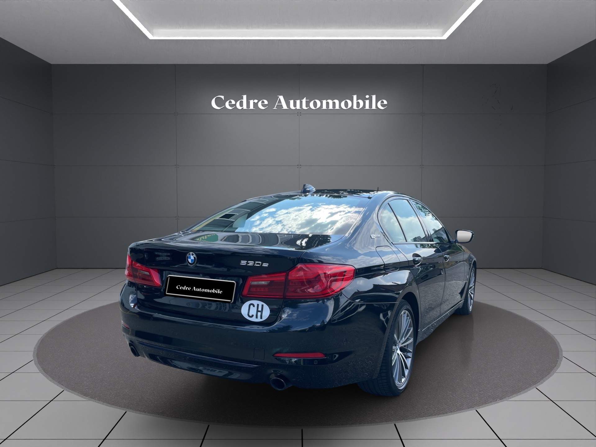 BMW 530e iPerformance Steptronic-image-4