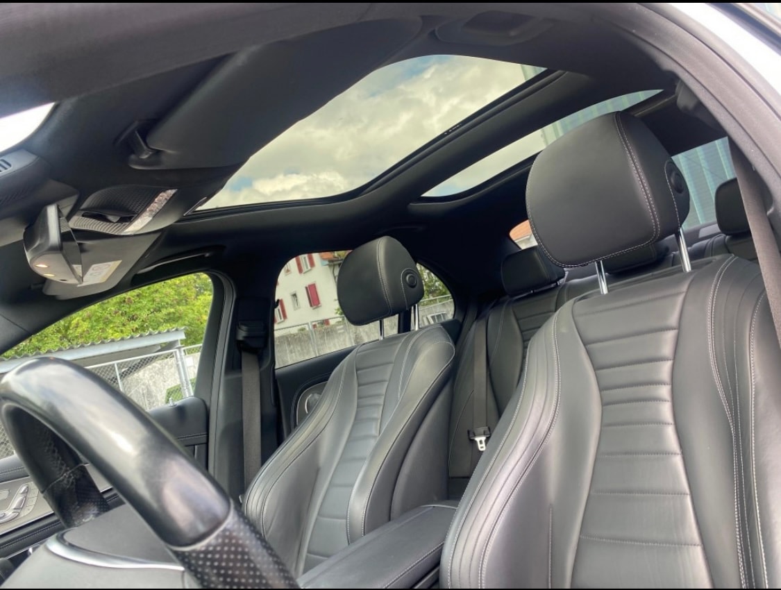 MERCEDES-BENZ E 220 d AMG Line-image-6