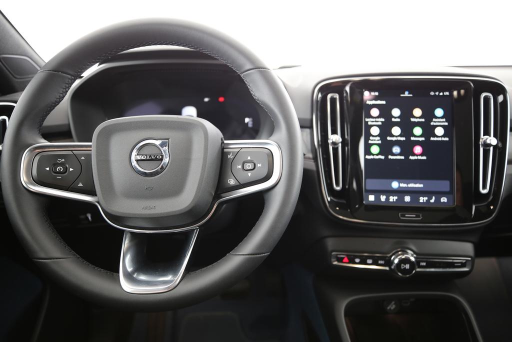 VOLVO C40 P8 Twin Recharge AWD-image-5