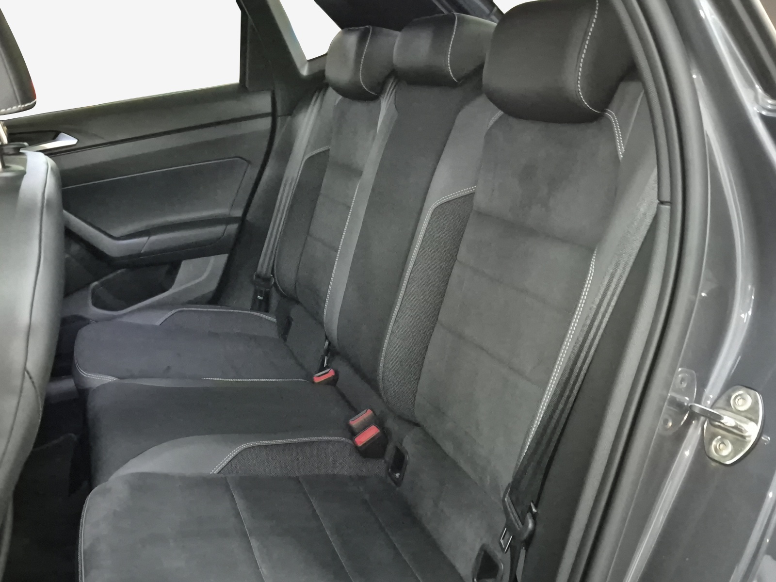 VW Polo 2.0 TSI GTI 75 Edition DSG-image-11