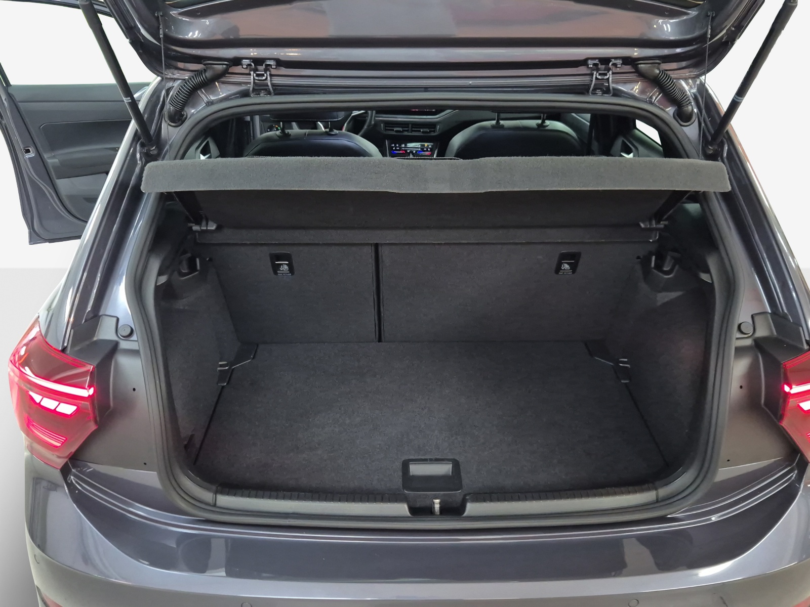 VW Polo 2.0 TSI GTI 75 Edition DSG-image-12