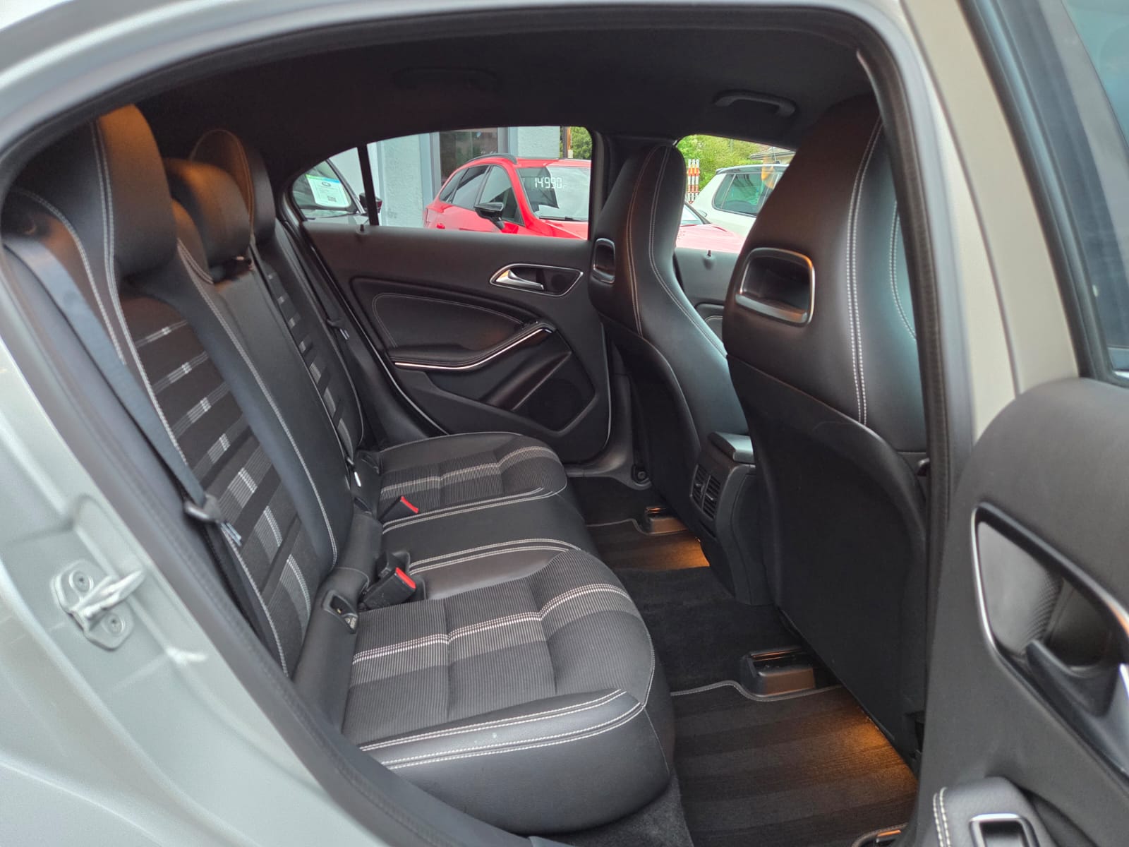 MERCEDES-BENZ A 200 CDI Night Star 7G-DCT-image-13
