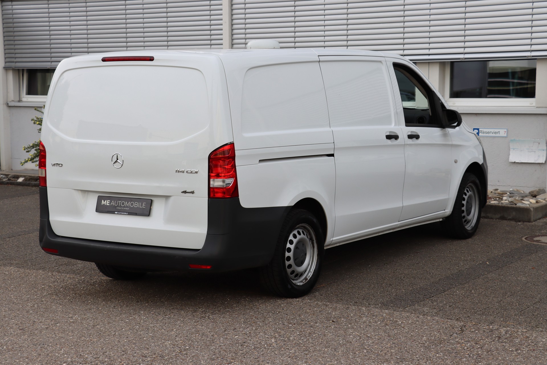 MERCEDES-BENZ Vito 114 BlueTEC L 4Matic 7G-Tronic Euro 6-image-3